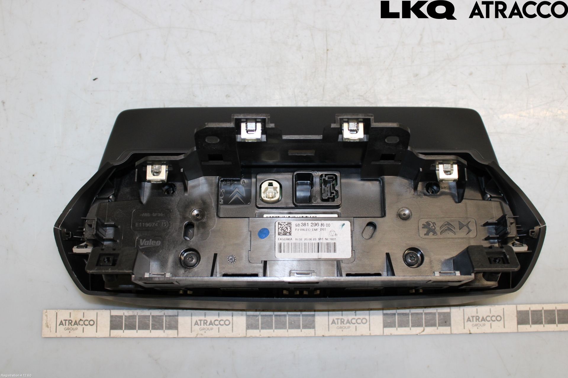 Peugeot 208/E-208 20- Instr Skjerm Dvd-Gps-Ac-Tlf