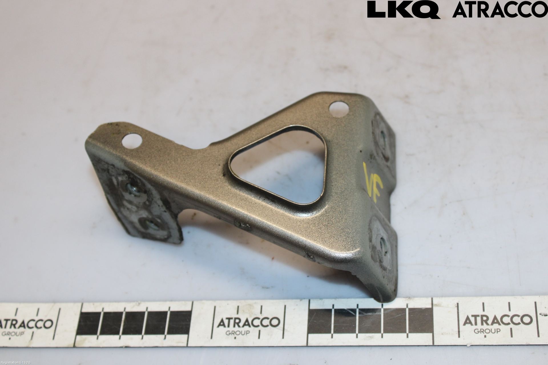 Volkswagen VW TIGUAN 07-16 Frontskjermfeste Venstre