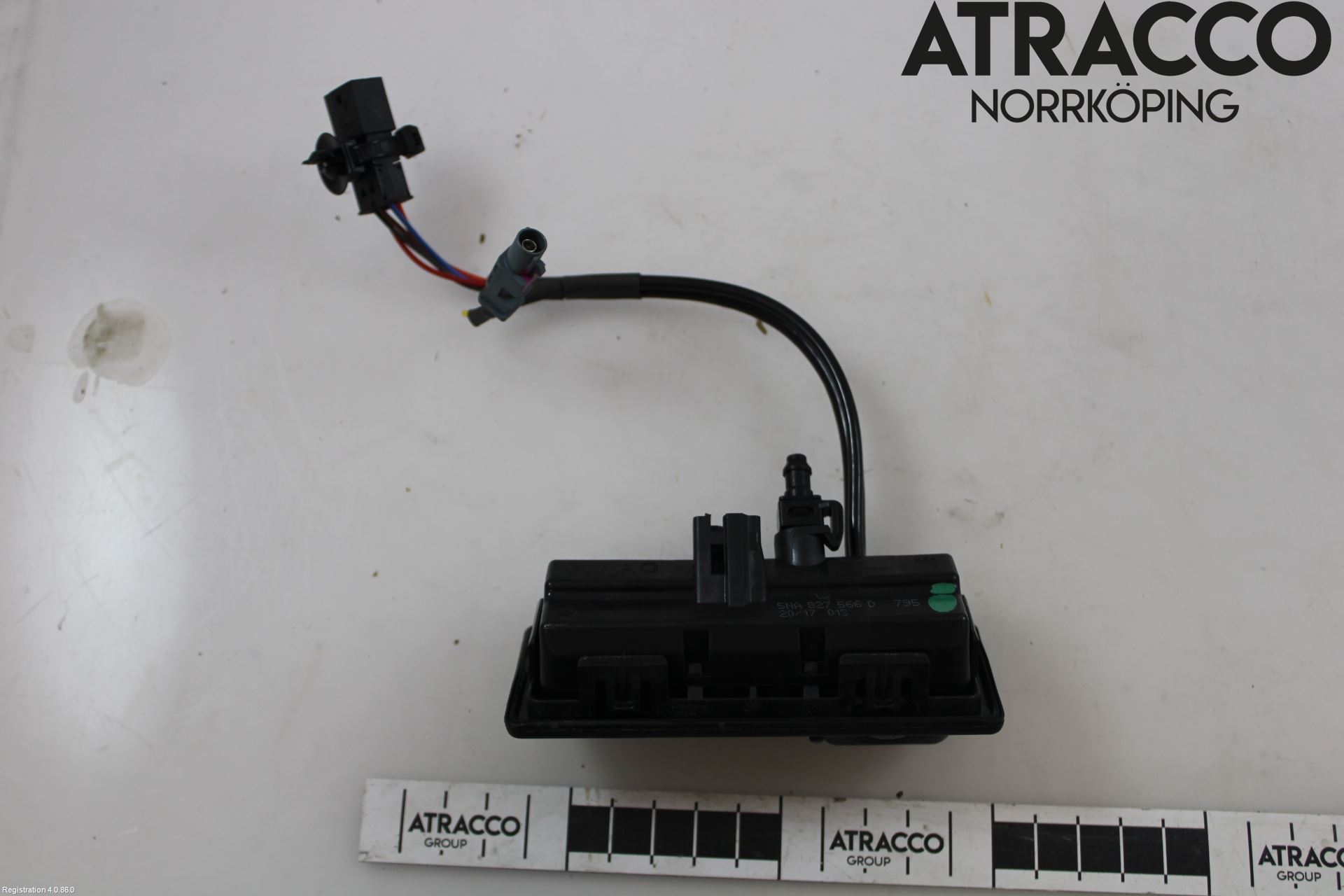 Volkswagen VW TIGUAN 16-24 Bakluke Handtak Ytre