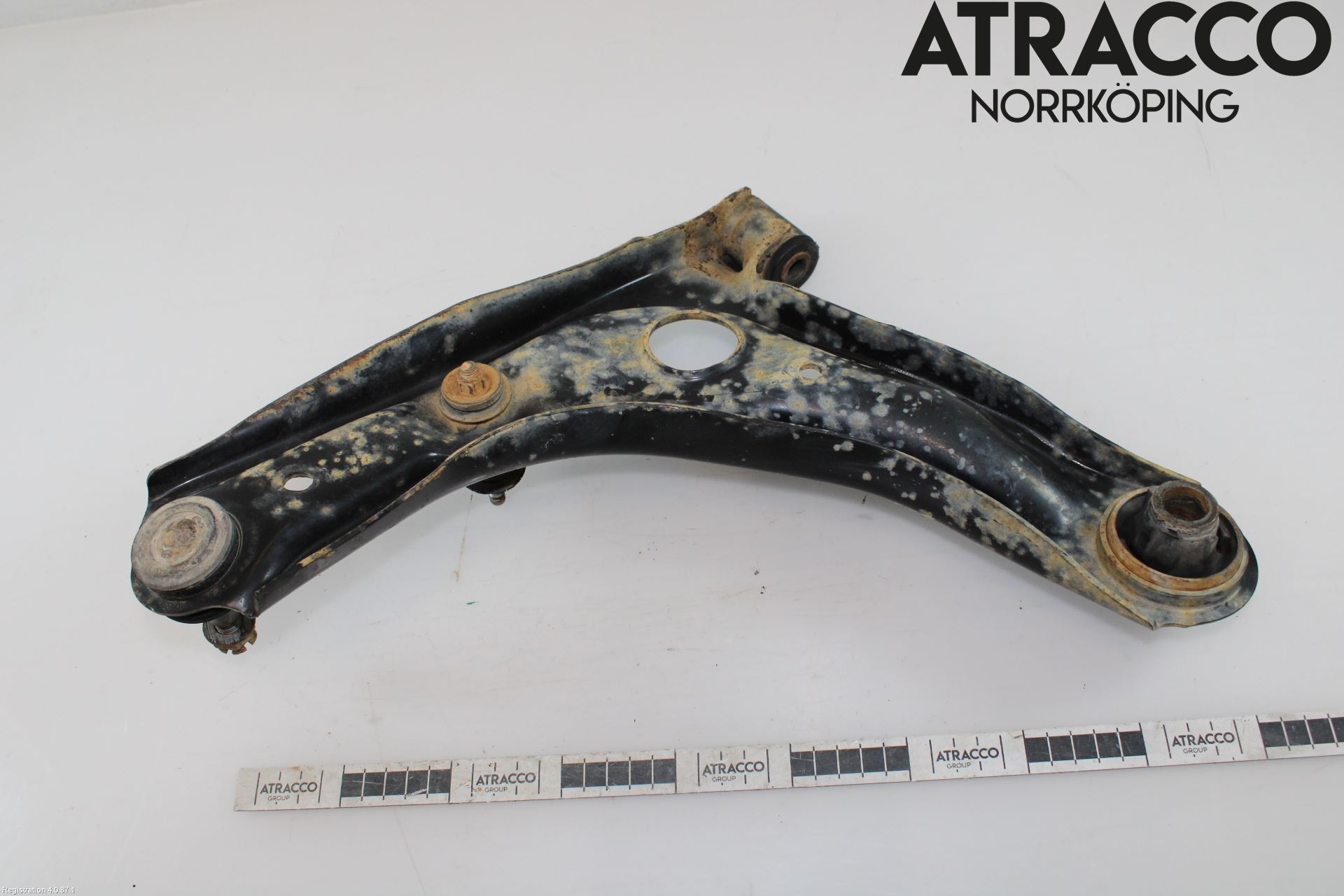 Toyota AYGO 15-21 Bærearm Foran Høyre Nedre