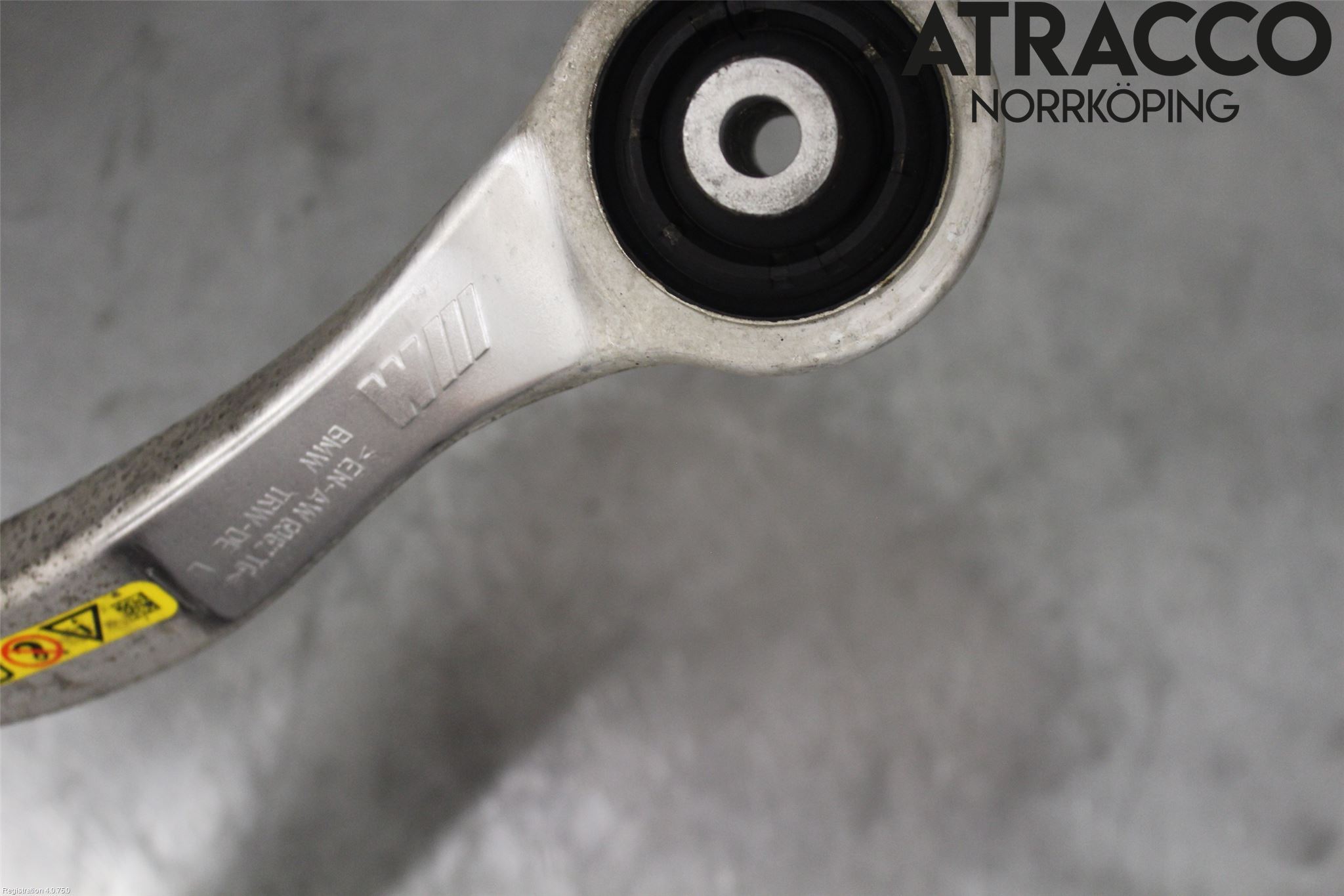 BMW 5 F10/F11/F18 09-17 Bærearm Foran Venstre Nedre