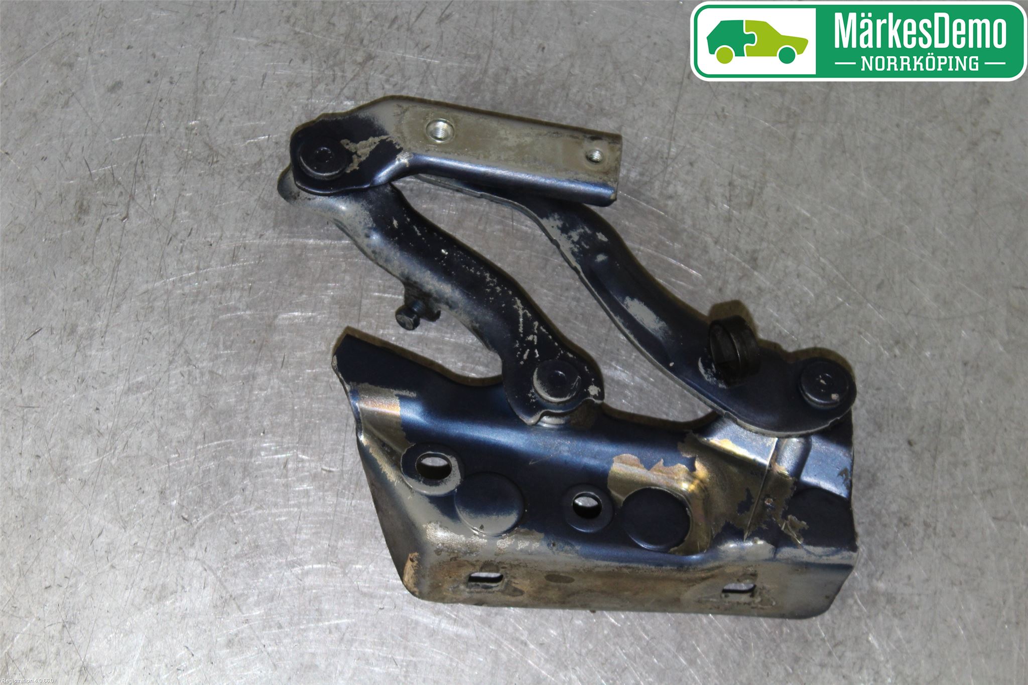 Mercedes-Benz MB B-KLASS (W245) 05-12 Panser Hengsel - Hengsler