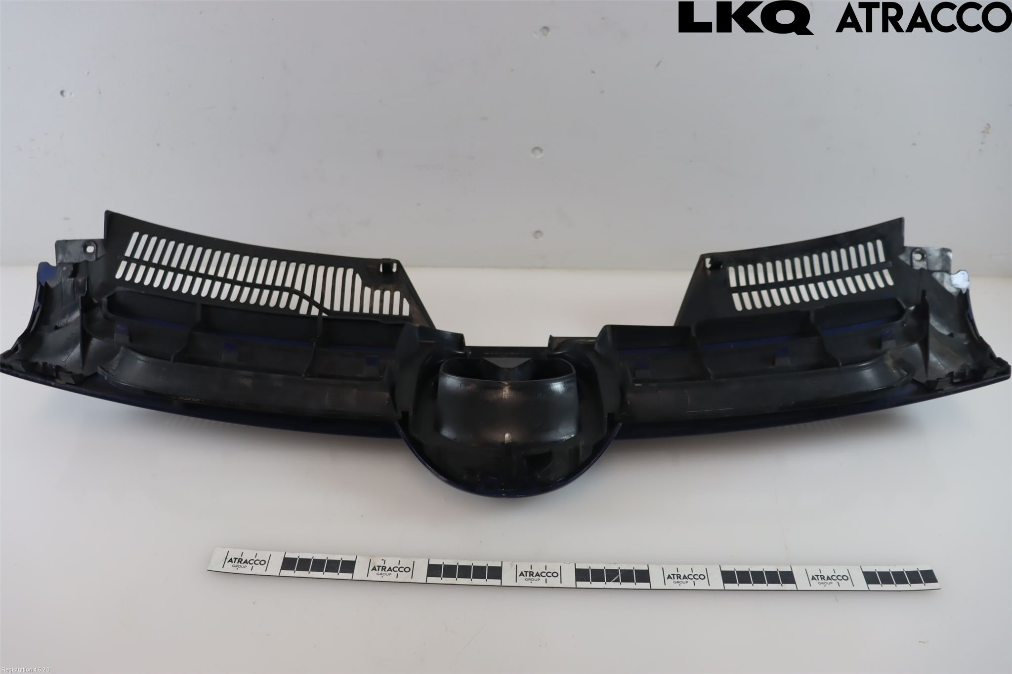 Volkswagen VW GOLF V 04-09 Grill Komplett