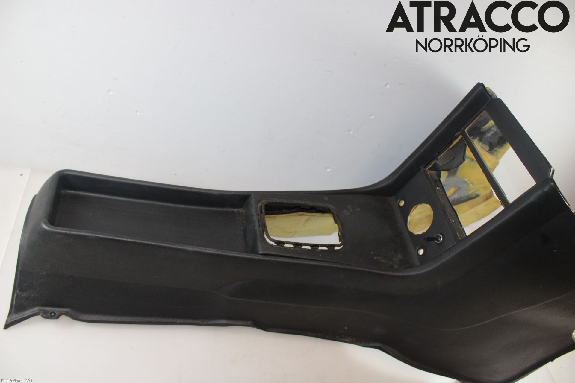 Mercedes-Benz MB COMPAKT  (W115) 68-76 Instrumentkonsoll Midt