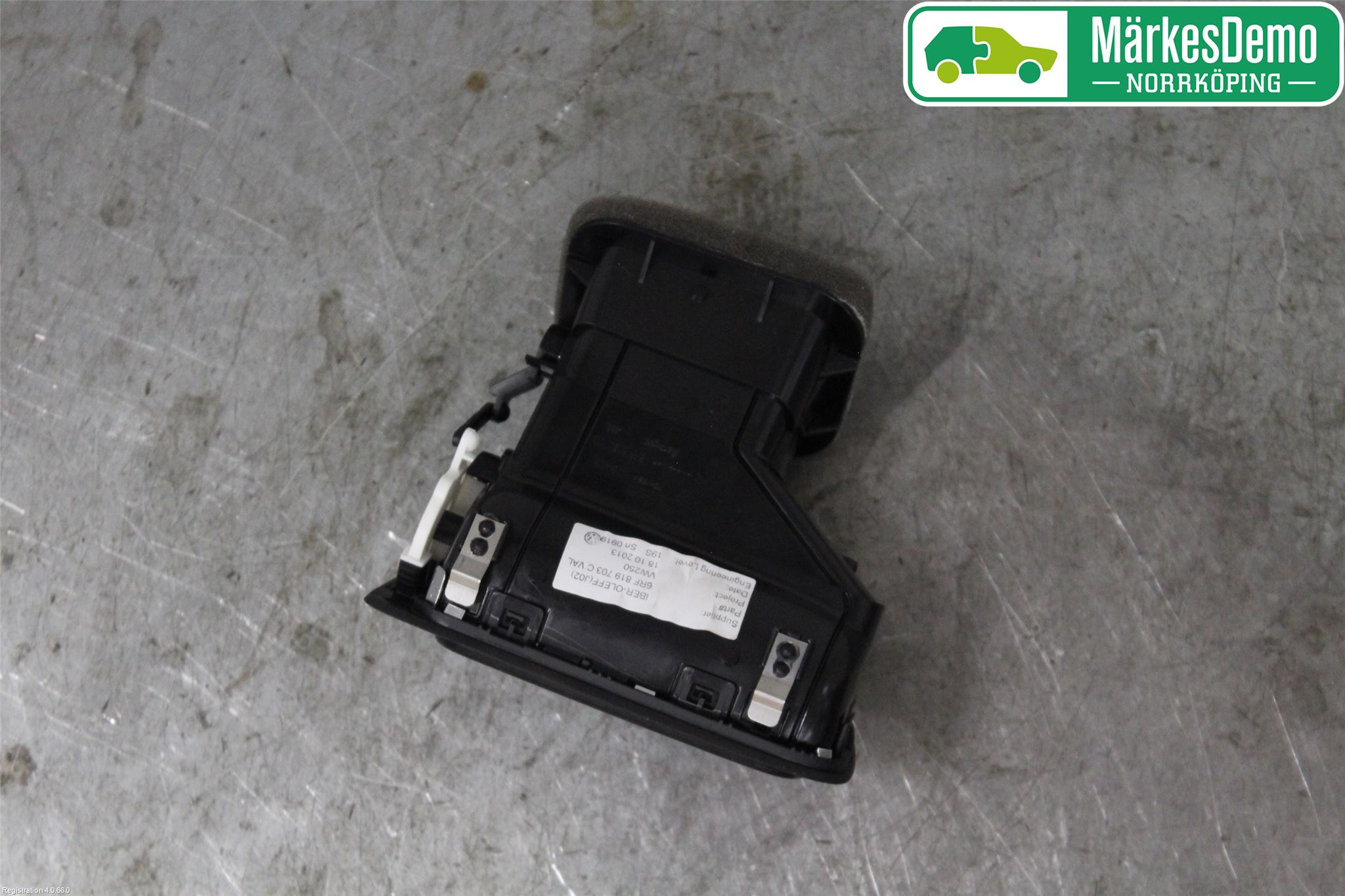 Volkswagen VW POLO 10-17 Dashbord Kanal - Dyse