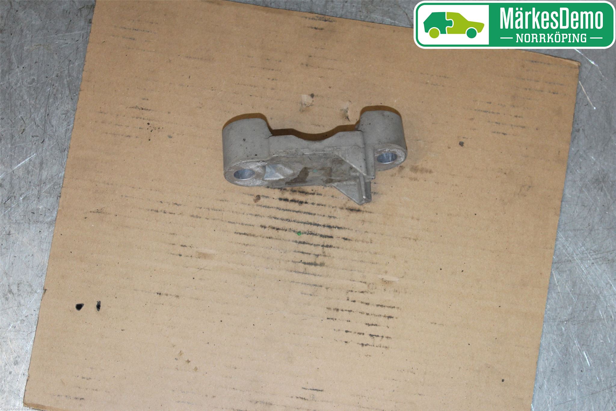 BMW 5 F10/F11/F18 09-17 Stablisatorstag Feste