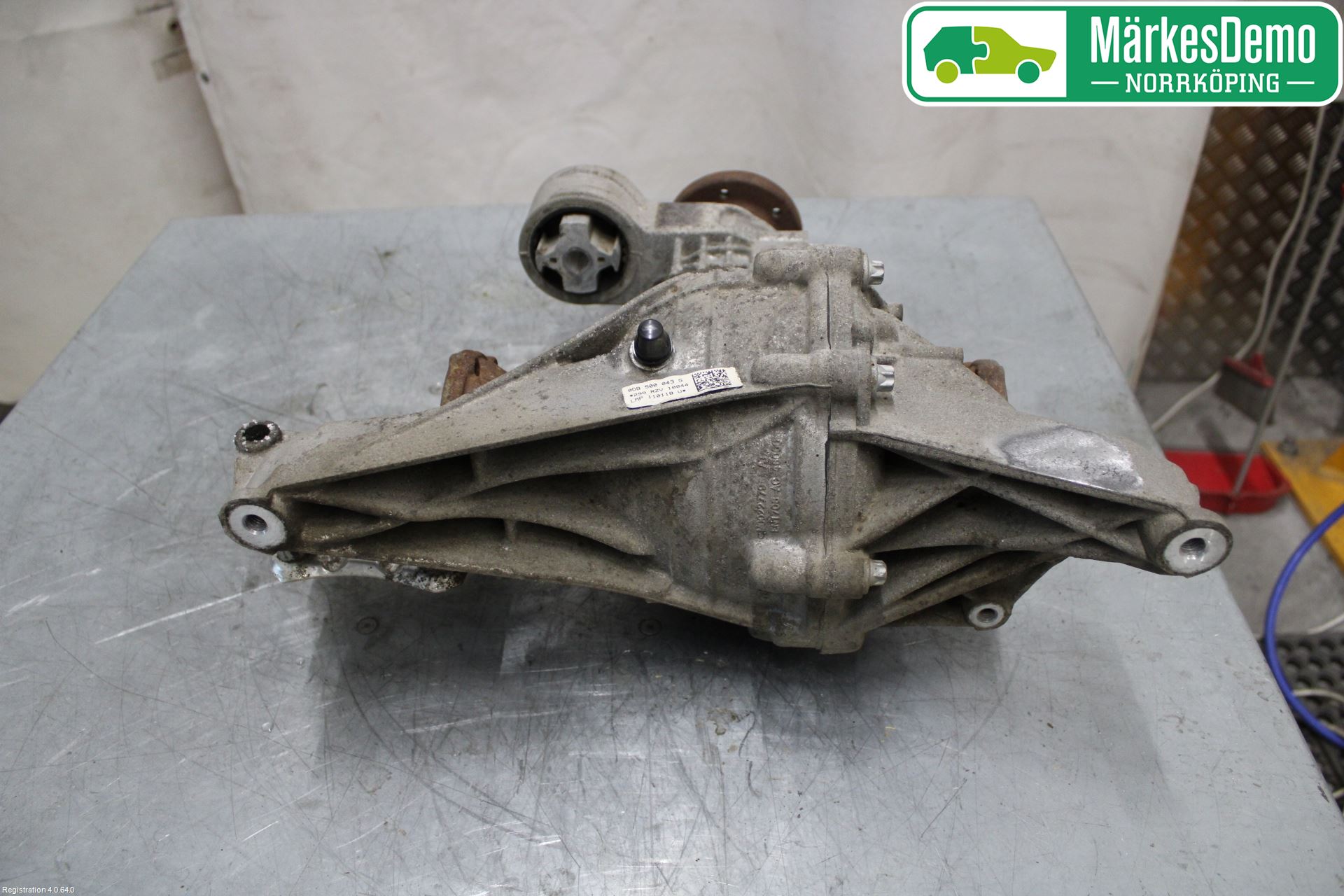 Audi A4/S4 B9 16-19 Bakaksel Kardang Bak -Diff
