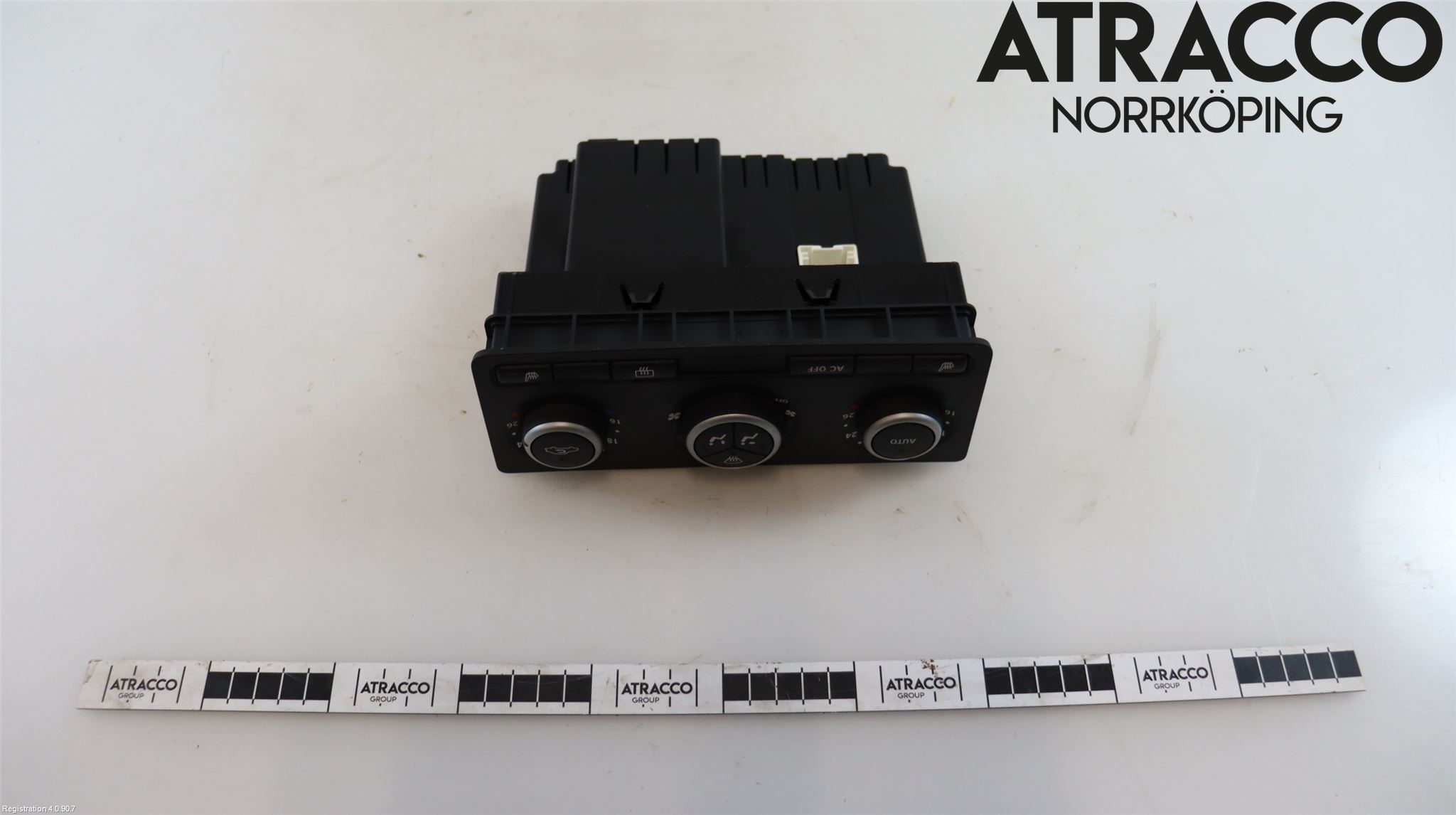 Saab 9-5     06-10 Varmeapparat Panel(Regulering)