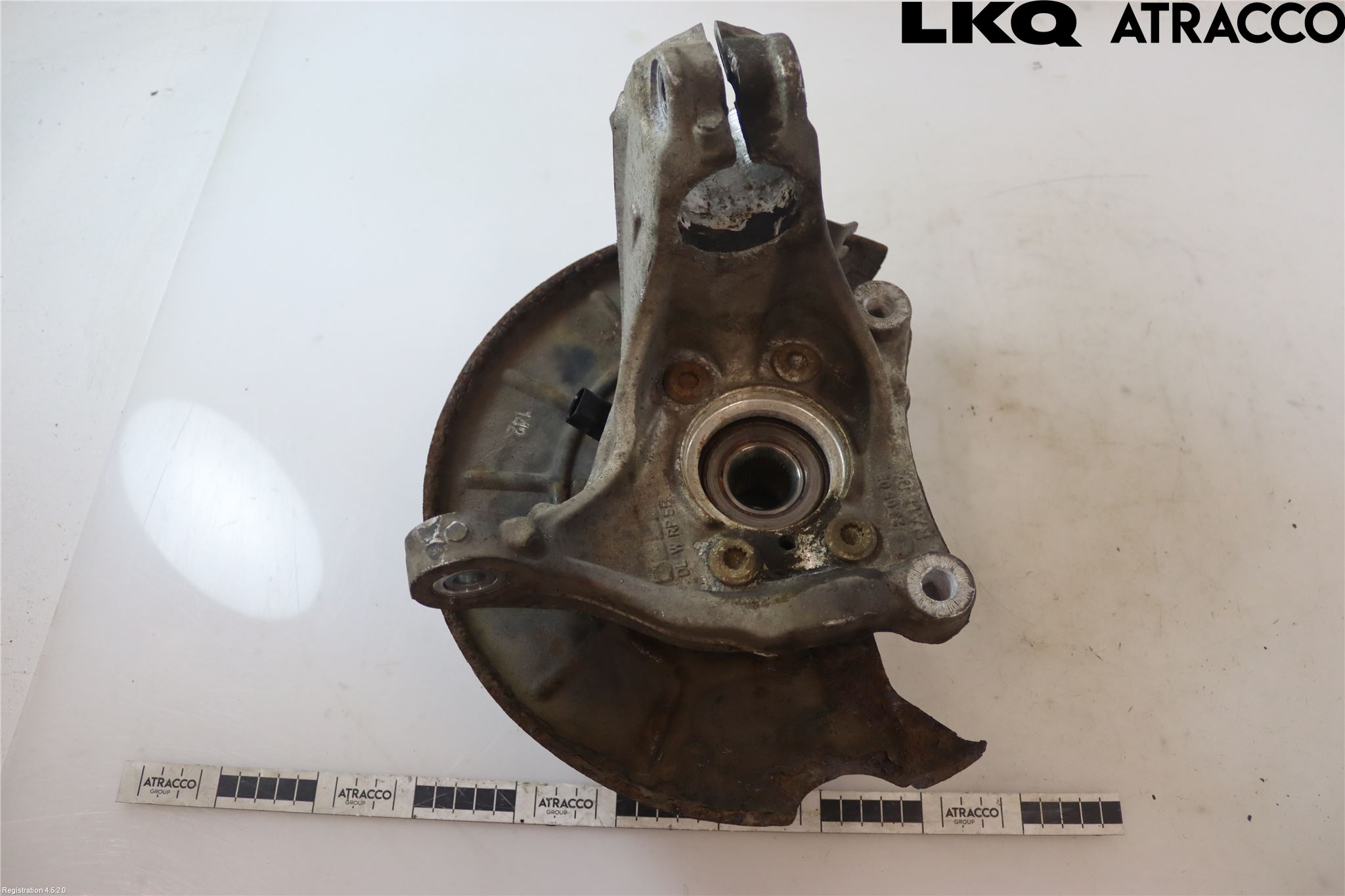 Volkswagen VW PASSAT 05-11 Spindel Vf