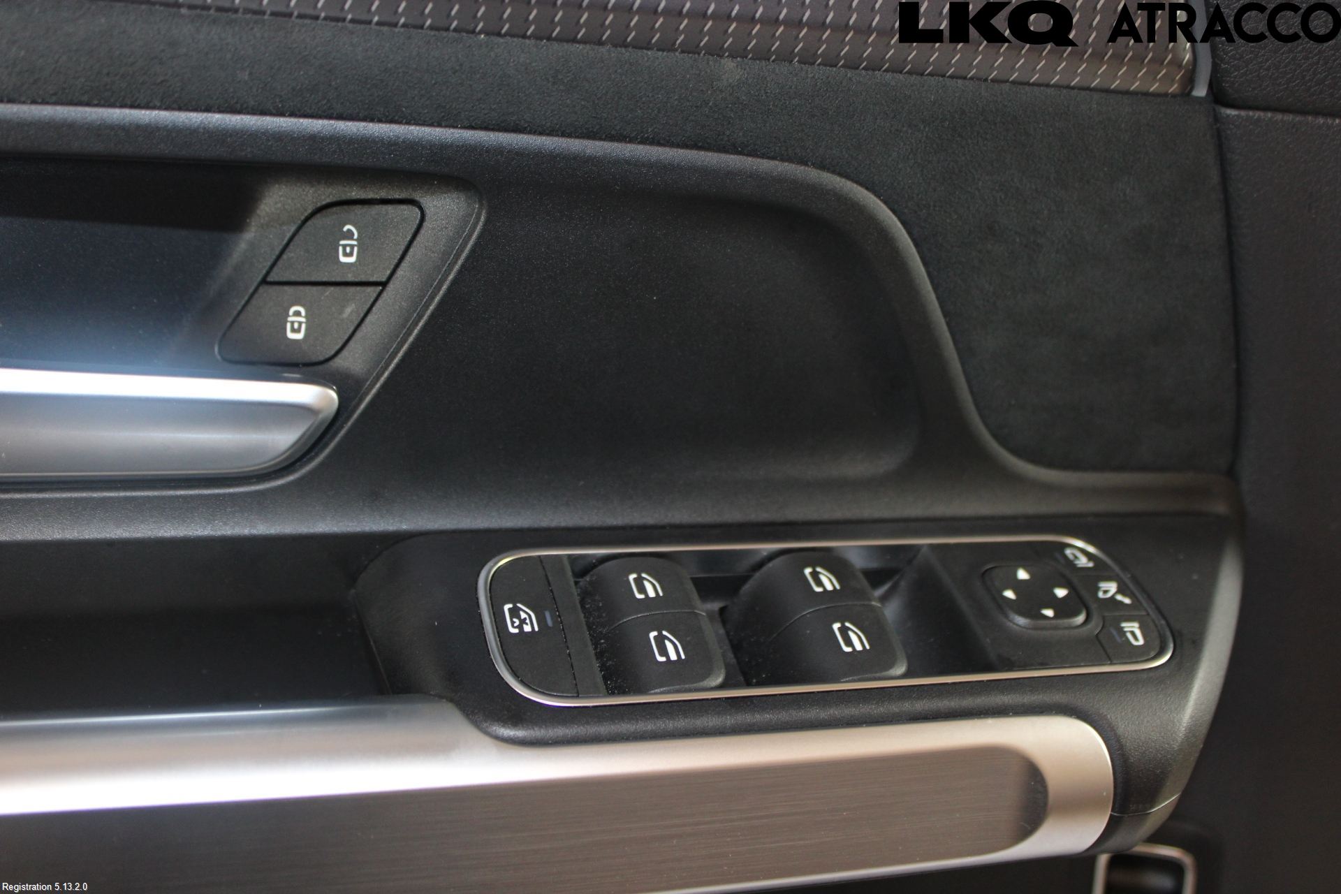 Mercedes-Benz MB EQB (X243) 22- Innr Dørtrekk Venstre