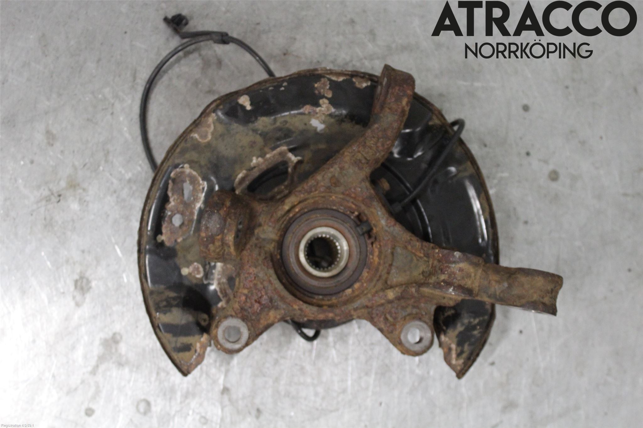 Toyota YARIS XP90 06-11 Spindel Vf