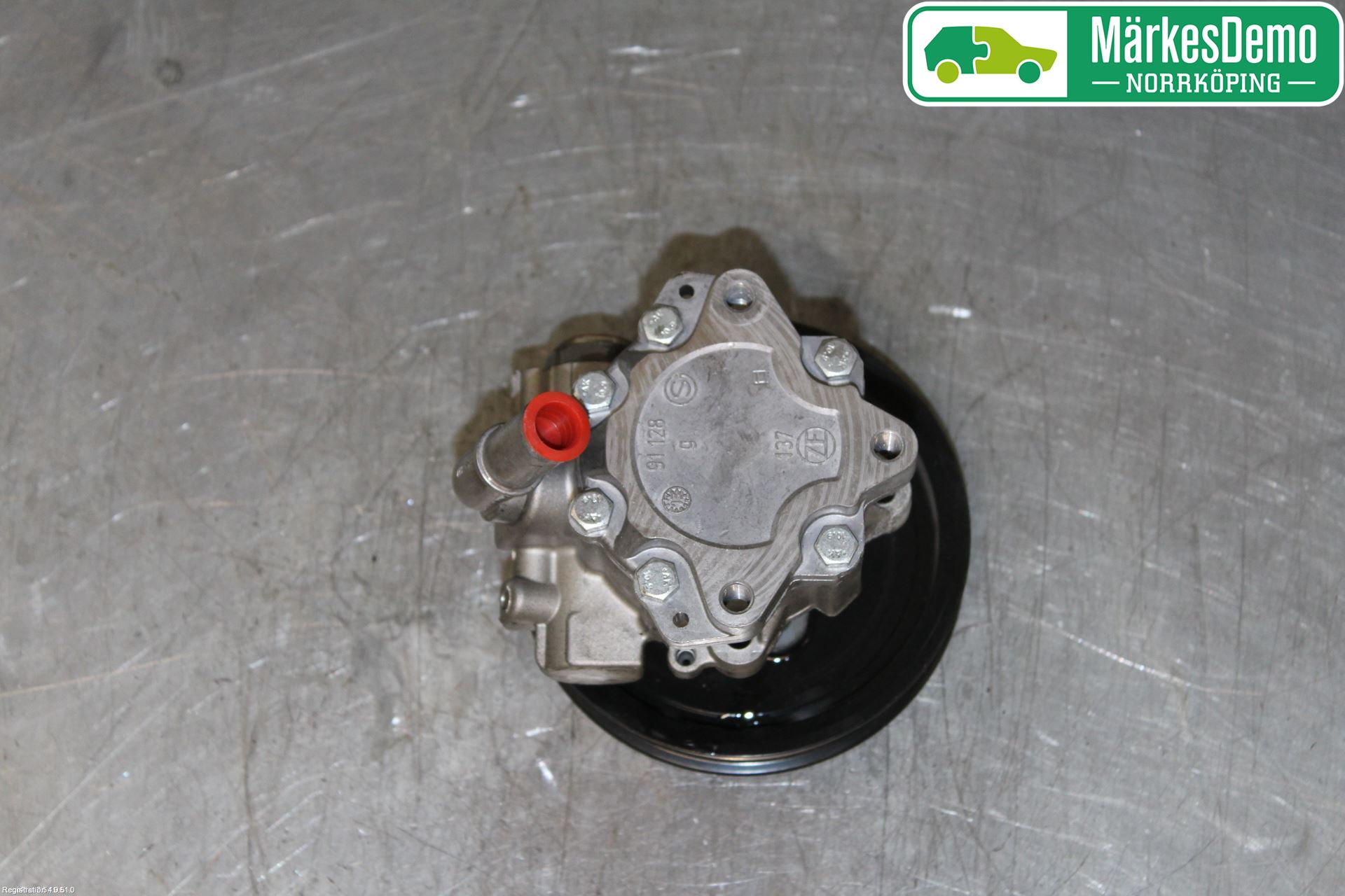 Jaguar F-TYPE Servo Pumpe