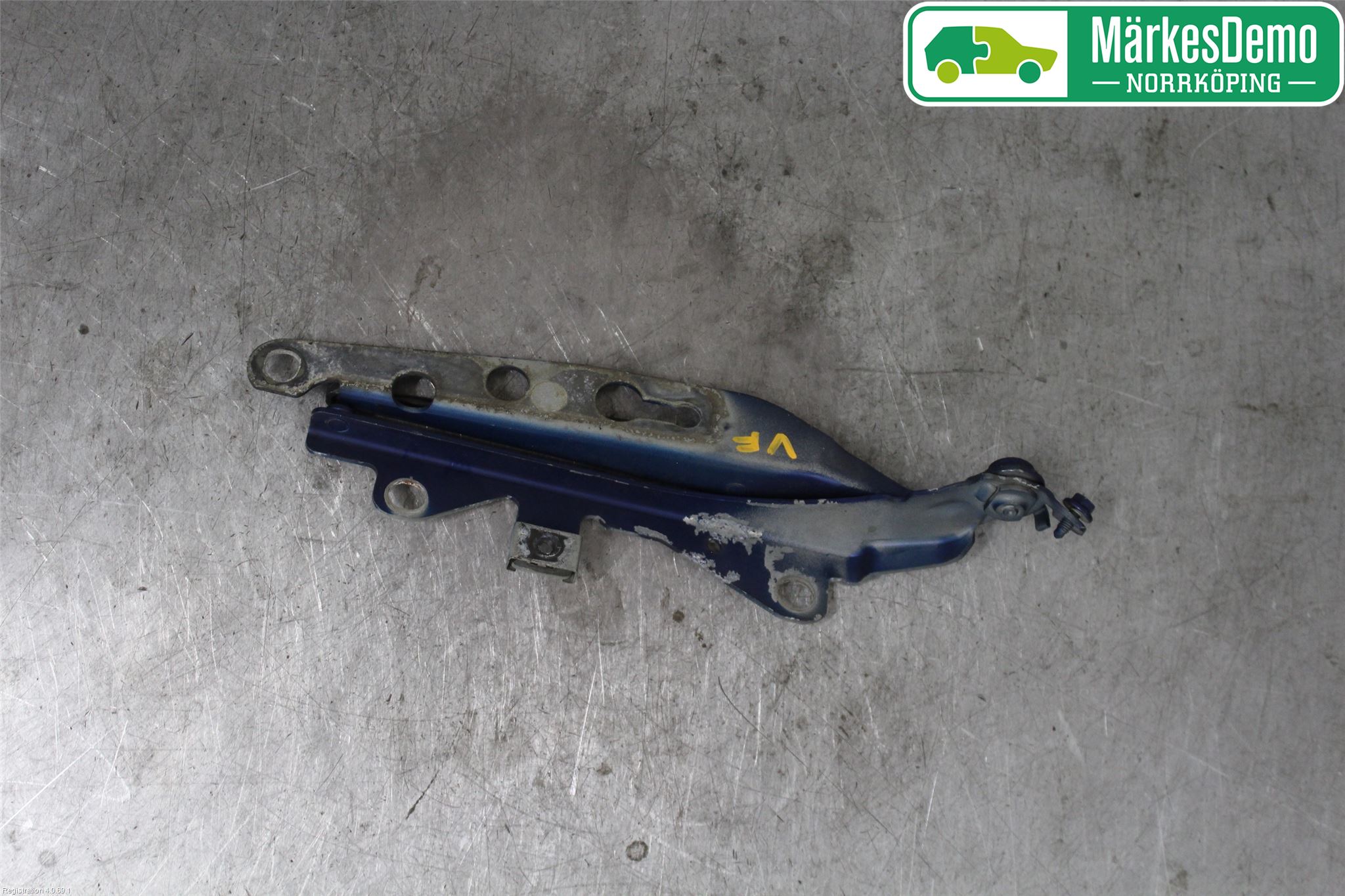 Volvo XC70 01-04 Panser Hengsel - Hengsler