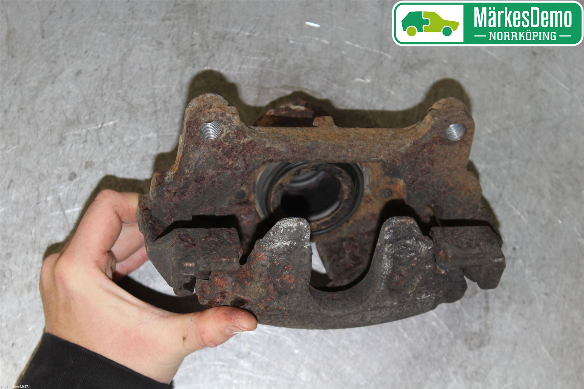 Volkswagen VW PASSAT 11-14 Bremsecaliper Foran Høyre