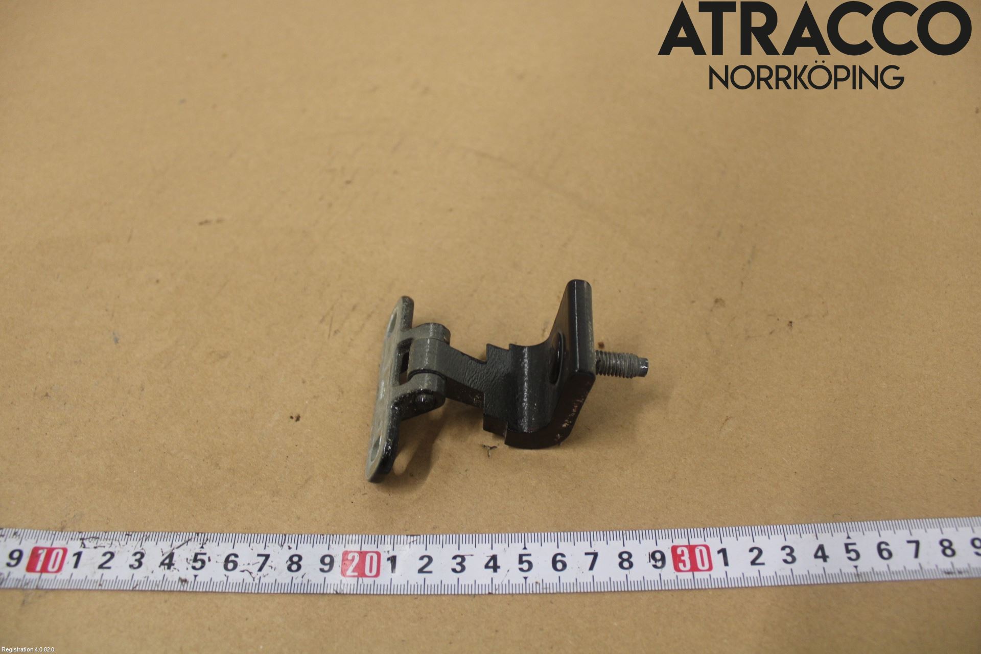 Volkswagen VW PASSAT 20-24 Bakluke Hengsel Venstre