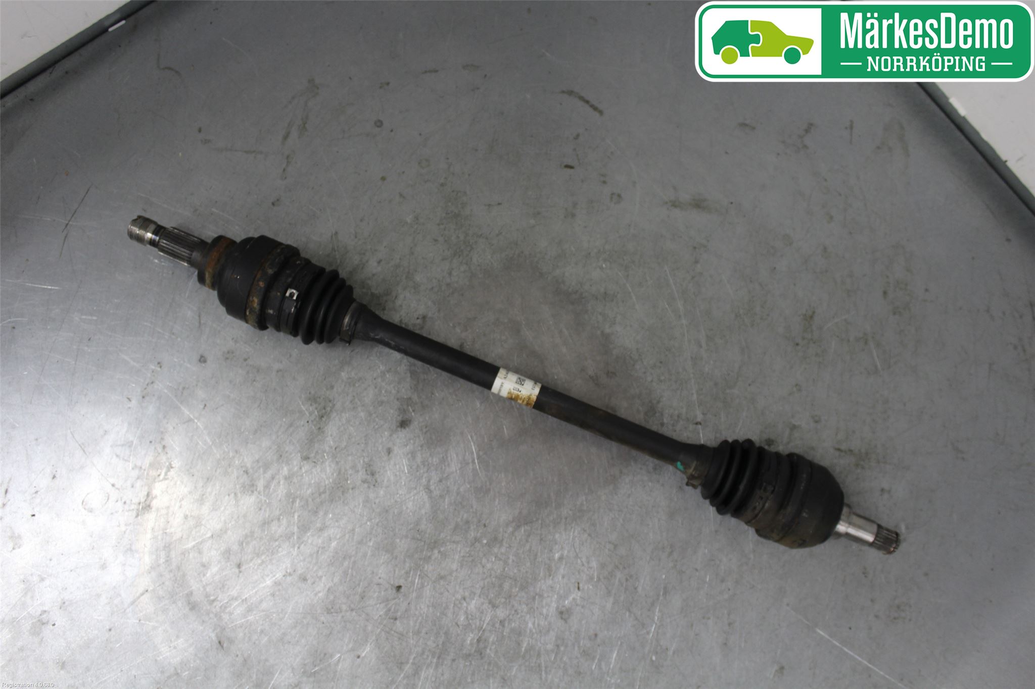 Mercedes-Benz MB CLA-KLASS (C117/X117) 13-19 Drivaksel Bak Kompl Venstre