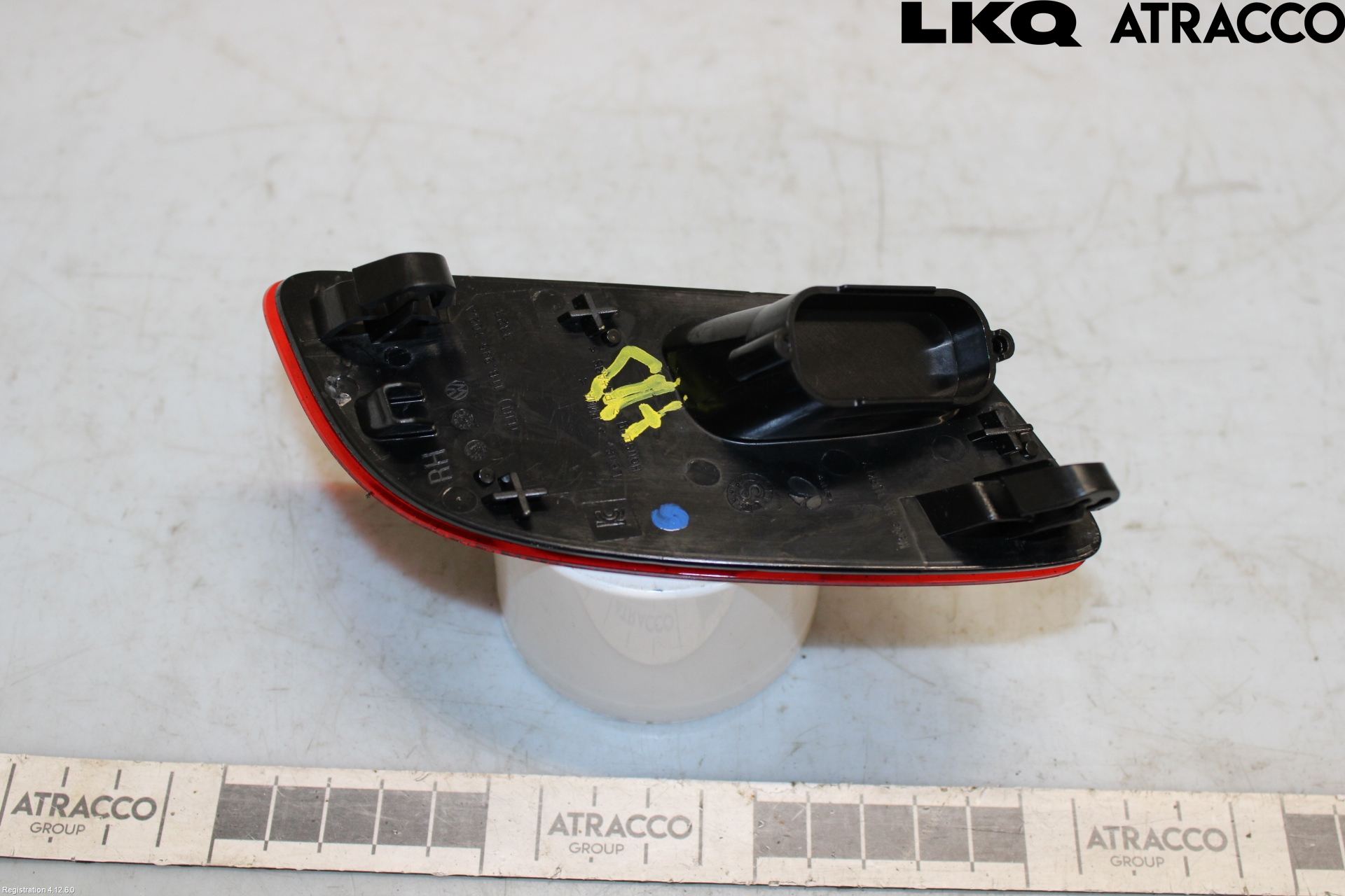 Volkswagen VW ID.4 21- Refleks Bak