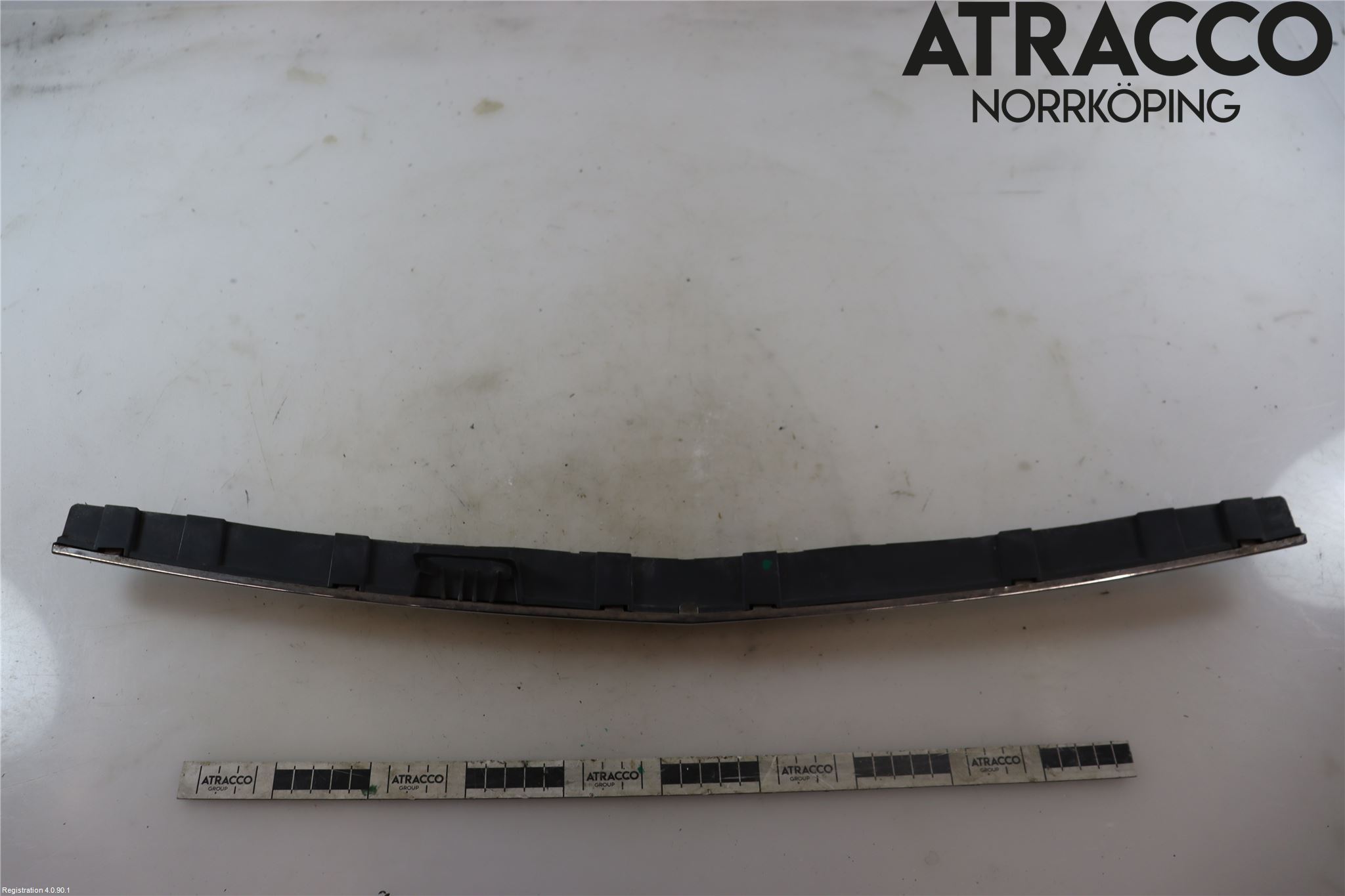 Mercedes-Benz MB C (203) 00-07 Grill Ramme