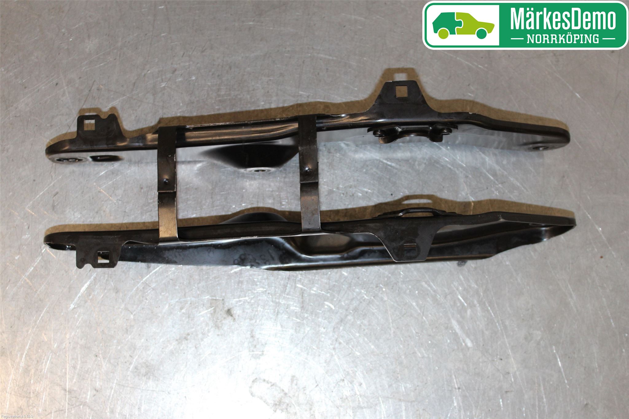 BMW 5 G30/G31/F90 17-23 Bærearm Bak Venstre