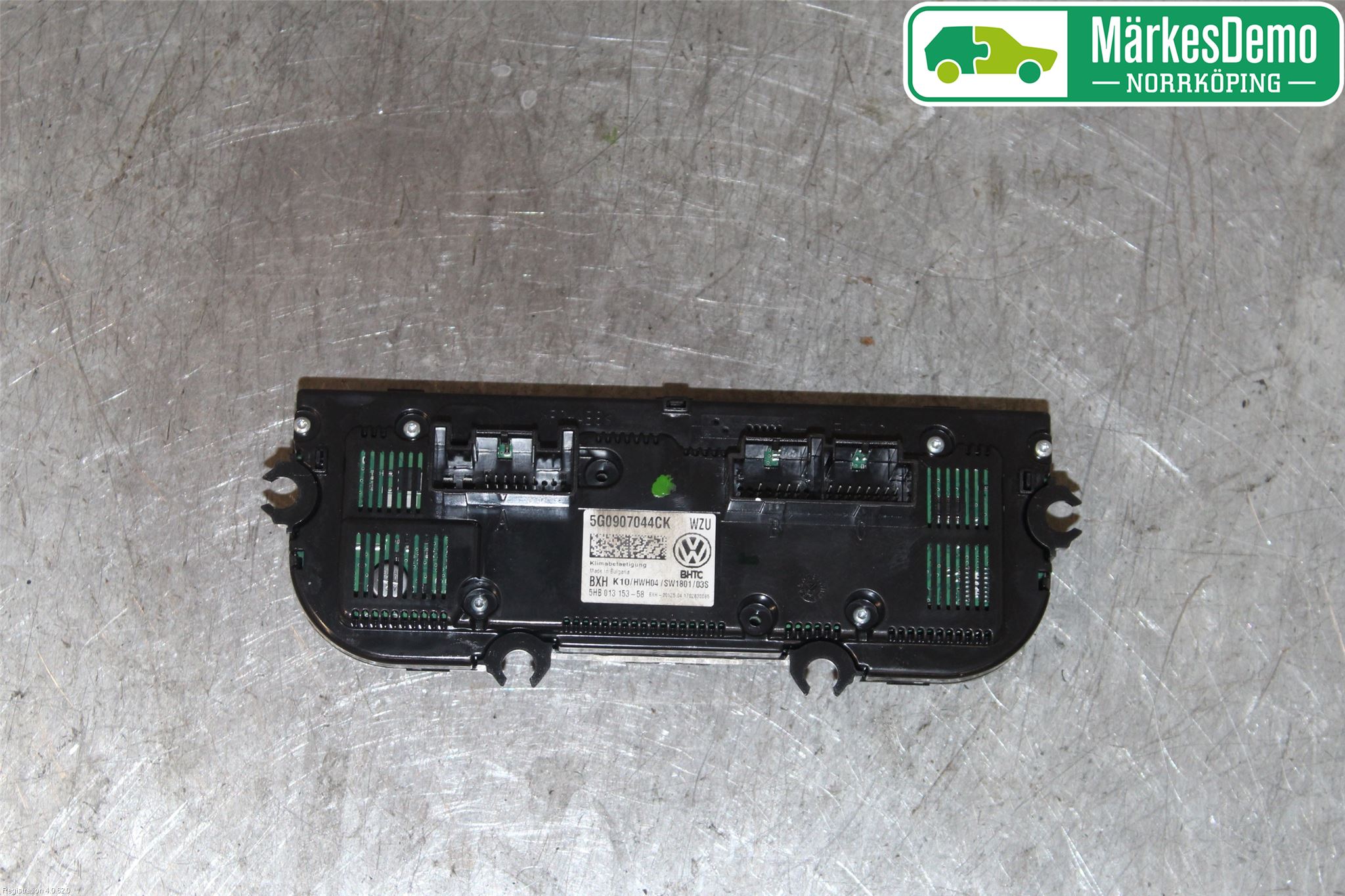 Volkswagen VW PASSAT 15-19 Varmeapparat Panel(Regulering)