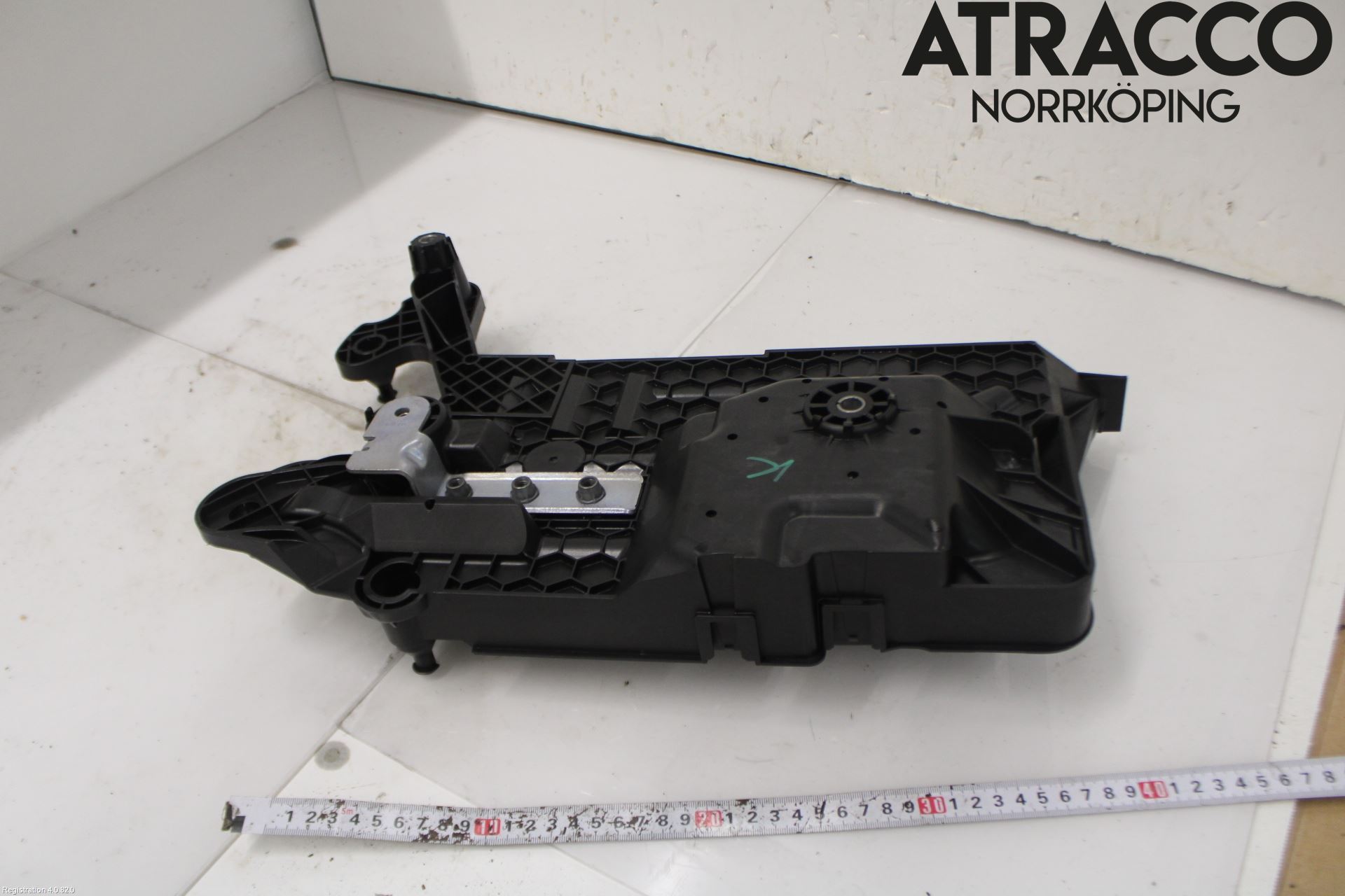 Skoda OCTAVIA (NX) 20- Batterikasse - Feste - Holder