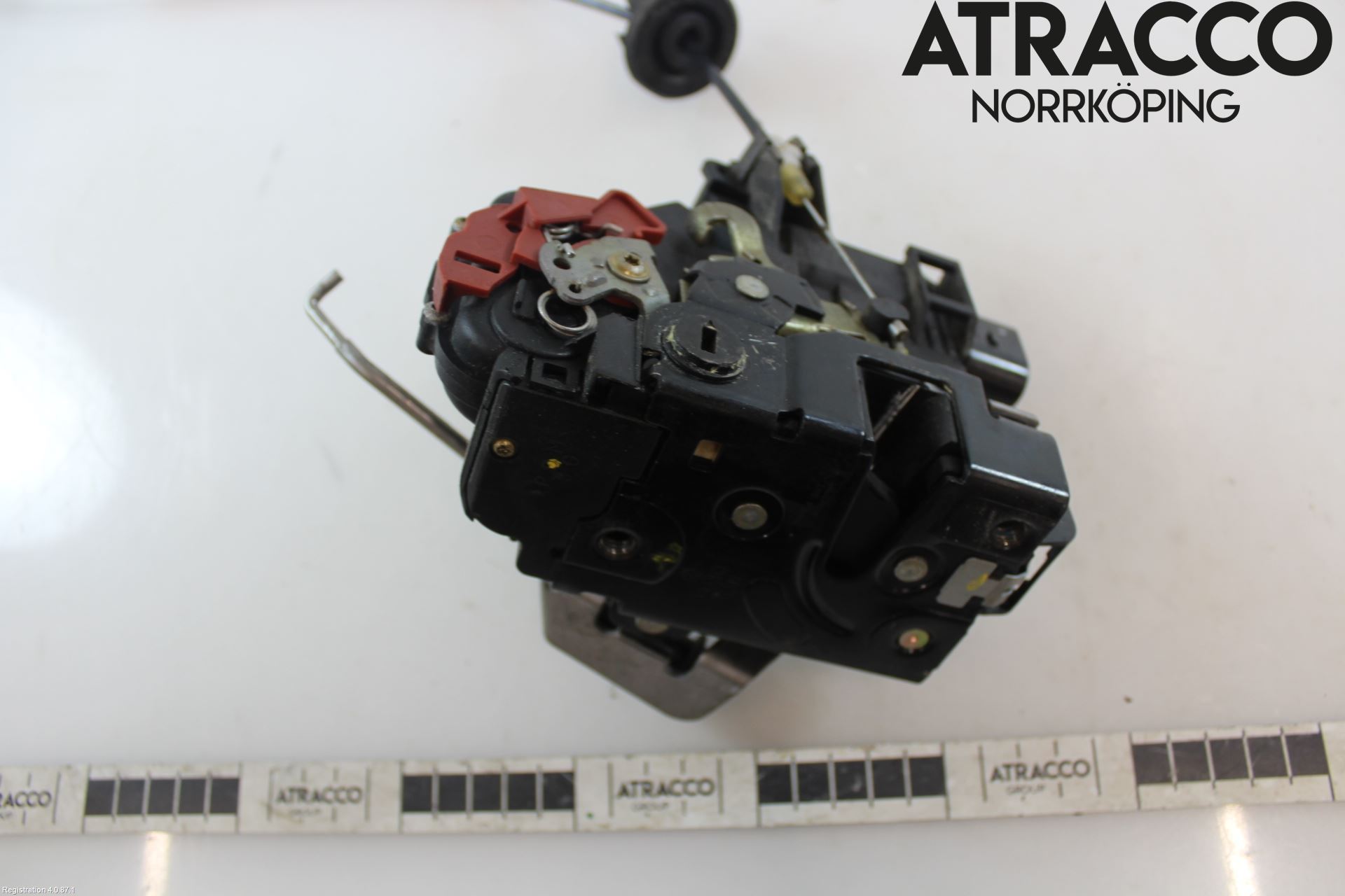 Audi A4/S4 01-05 Dørlås - Låsekasse