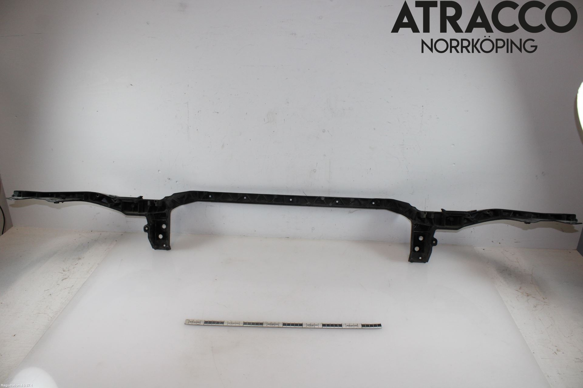 Jaguar XE (X760) 15-24 Frontplate