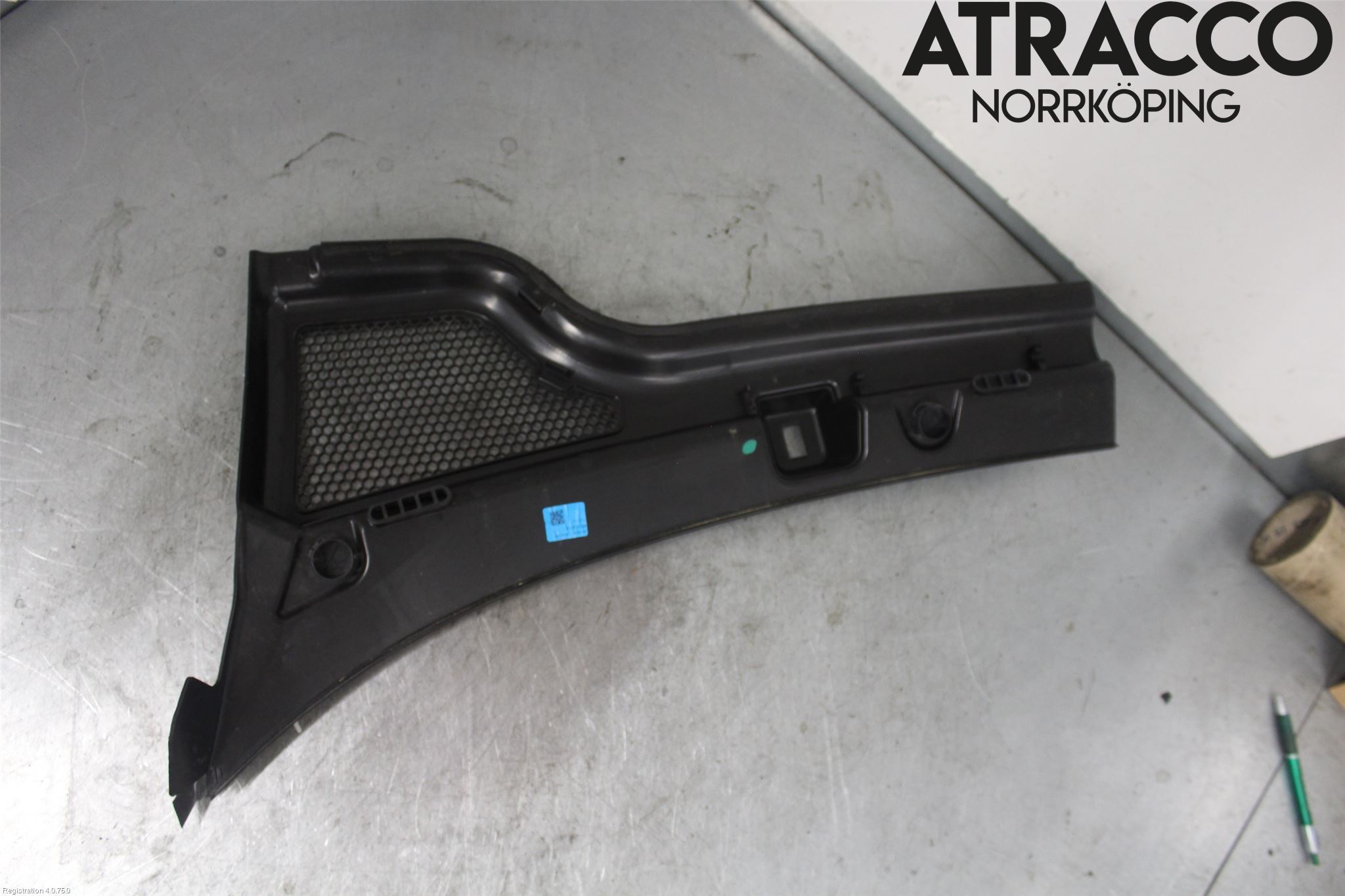 Skoda SCALA 19- Visker Deksel-Grill-Under Frr