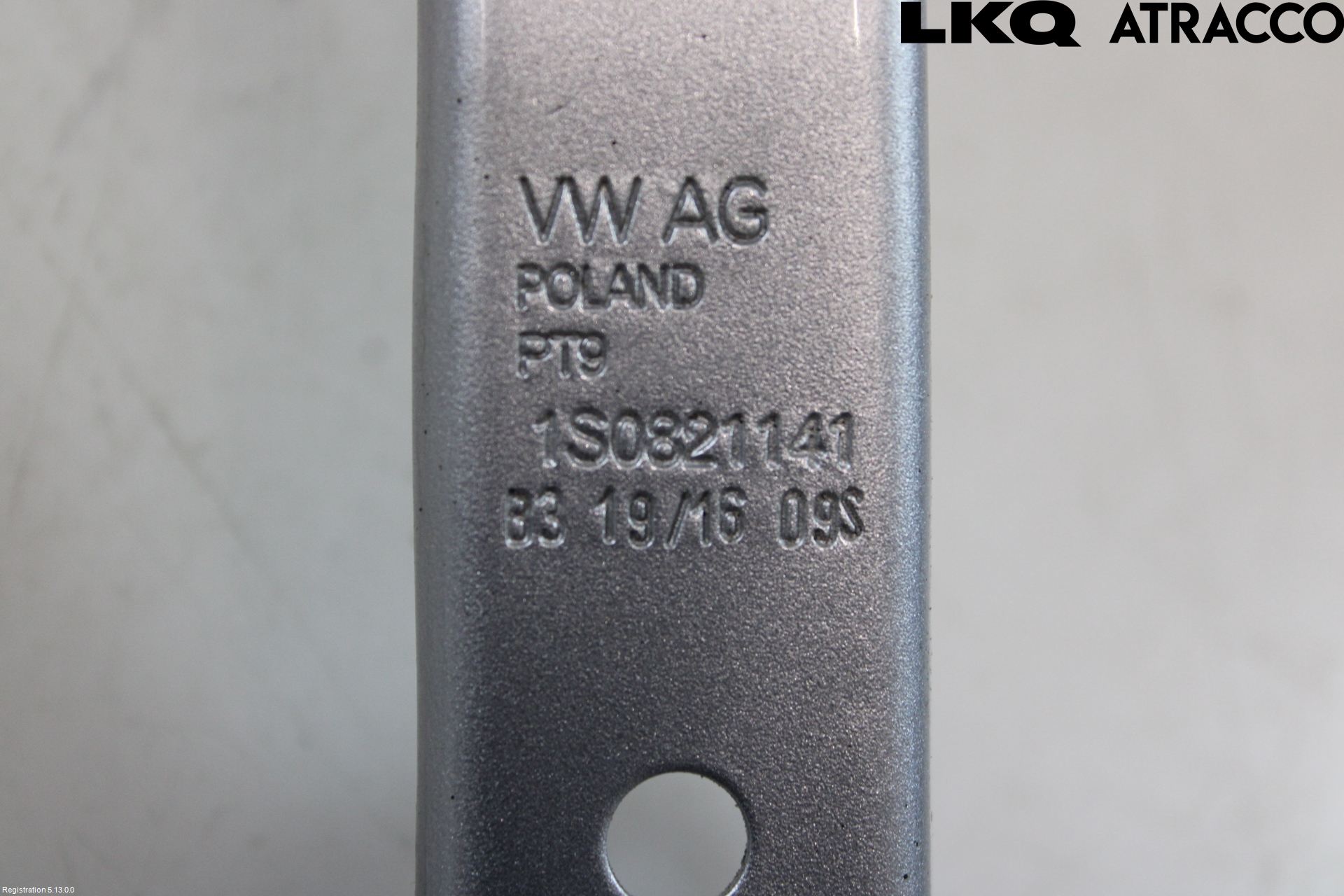 Volkswagen VW UP! / E-UP! Frontskjermfeste Venstre