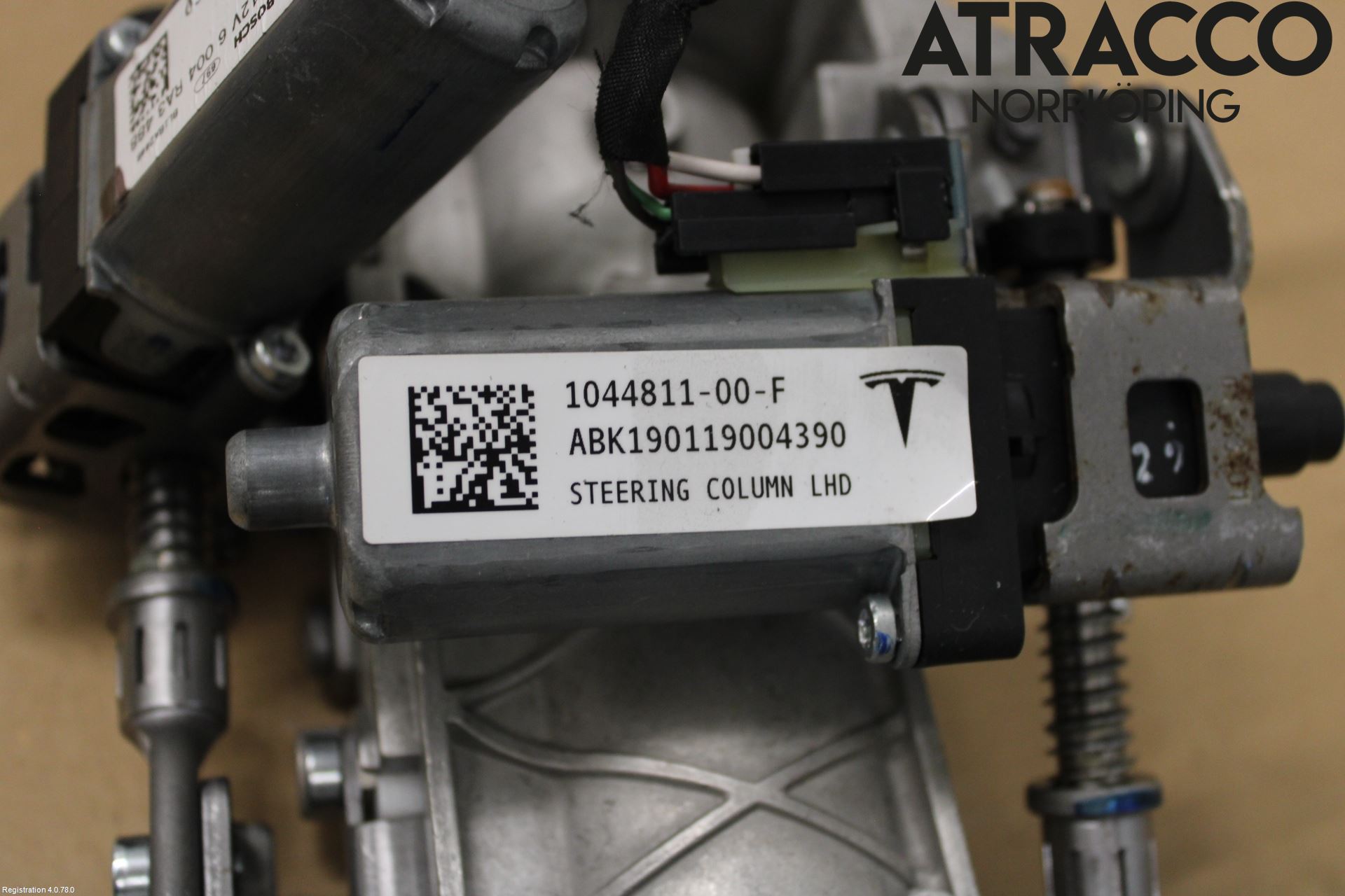 Tesla MODEL 3 17- Rattakselaggregat Justerbart