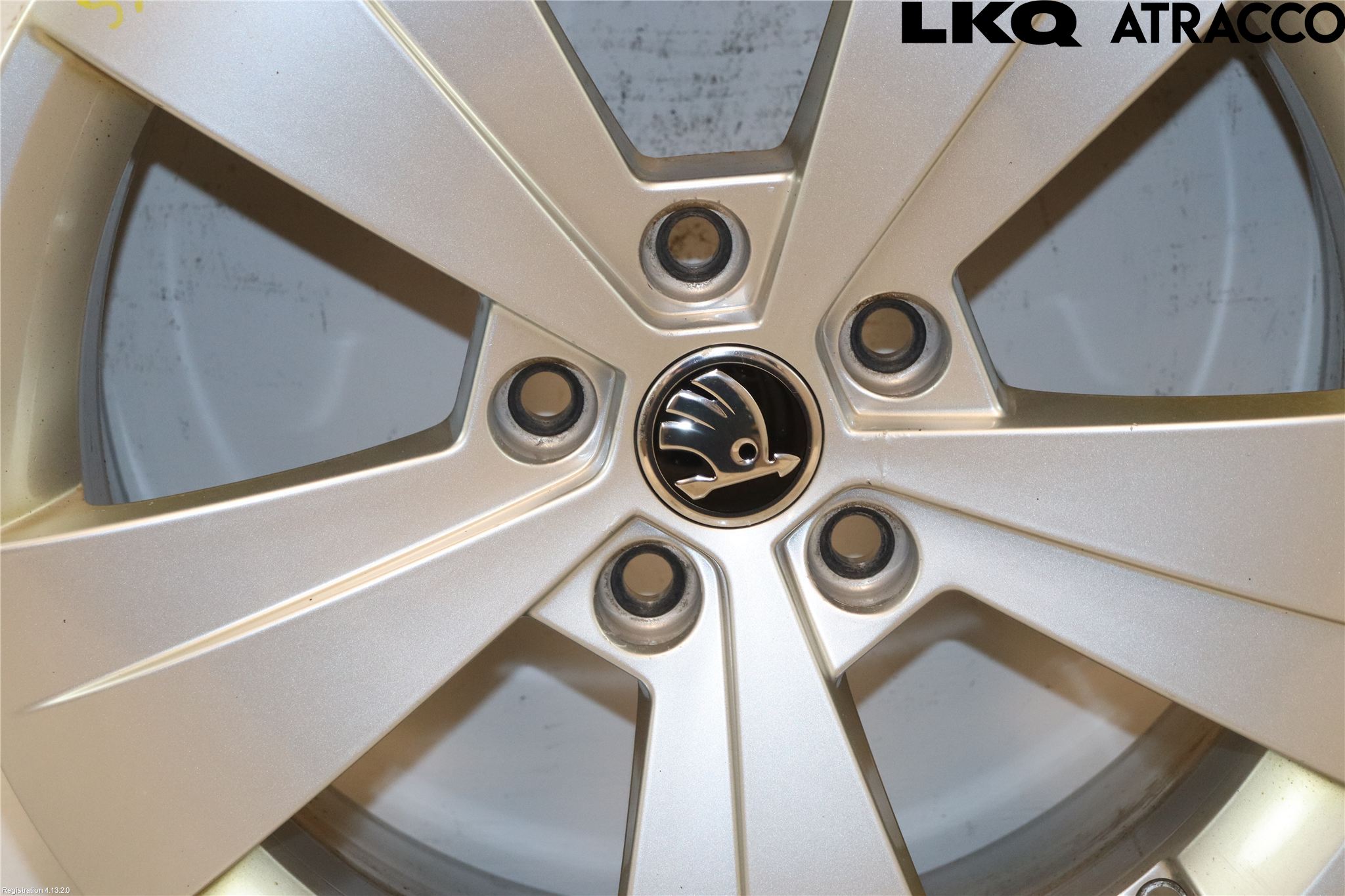 Skoda SUPERB 16-24 Felg Aluminium