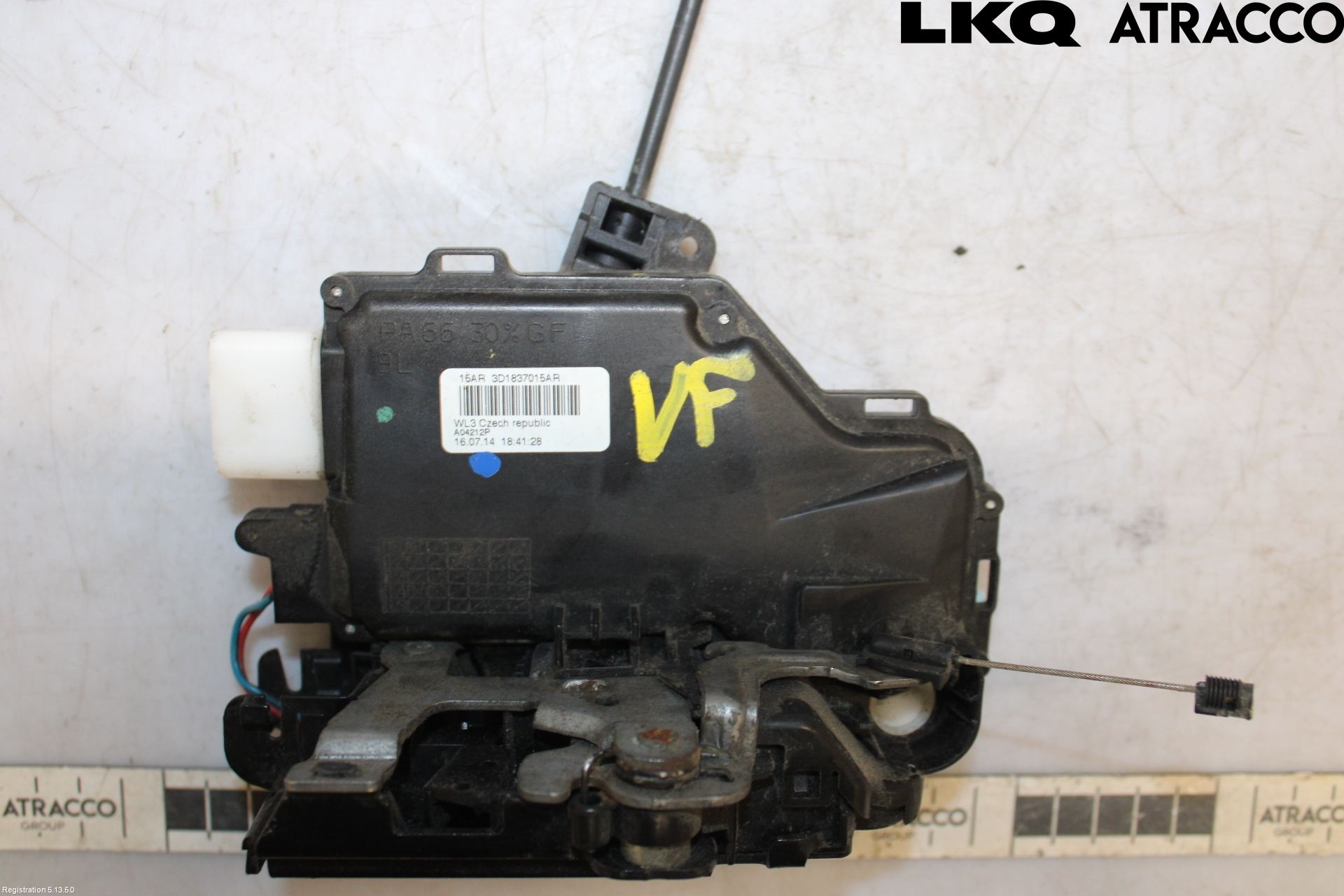Volkswagen VW CADDY      04-10 Dørlås - Låsekasse