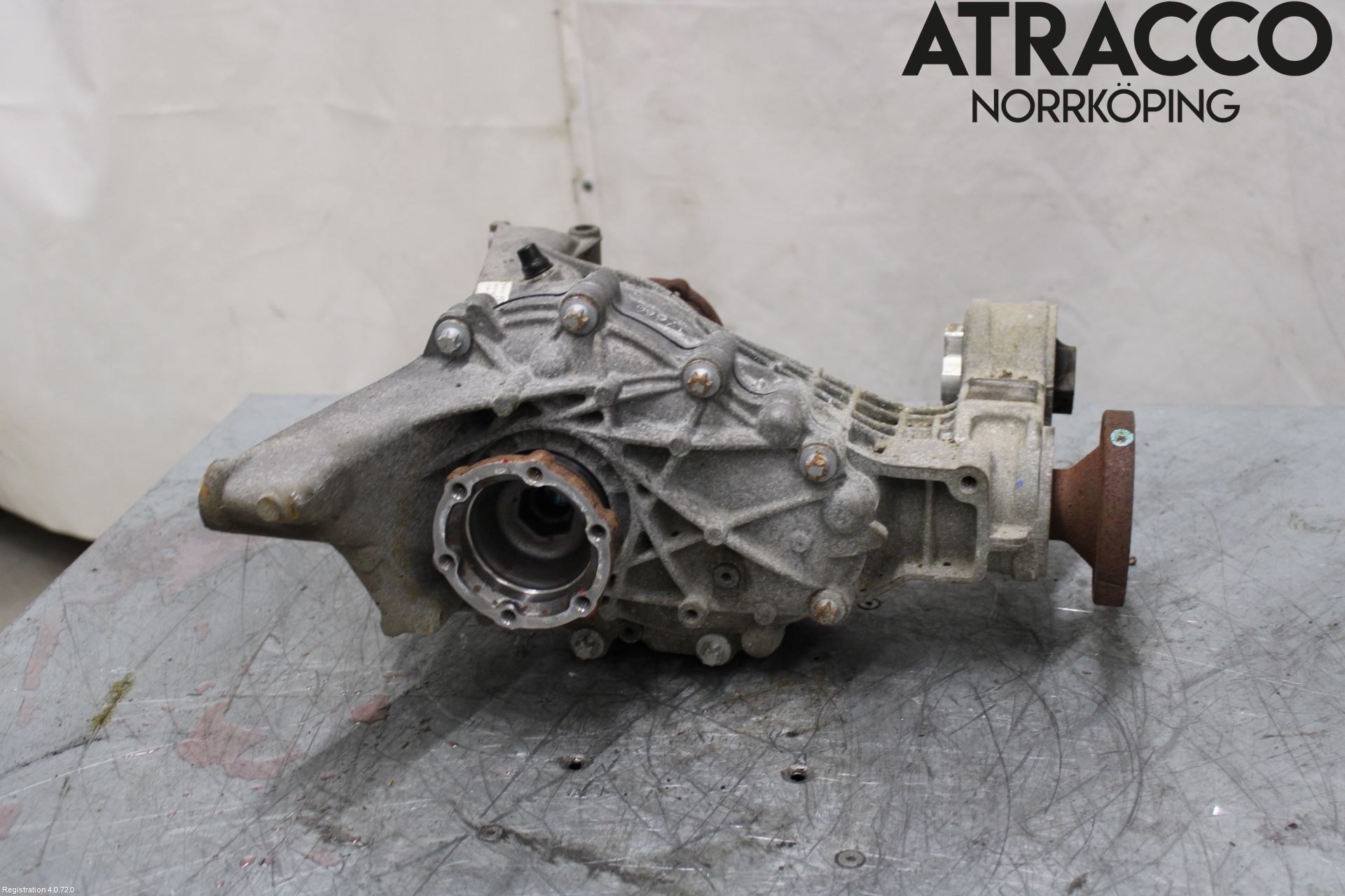 Audi A4/S4 B9 16-19 Bakaksel Kardang Bak -Diff