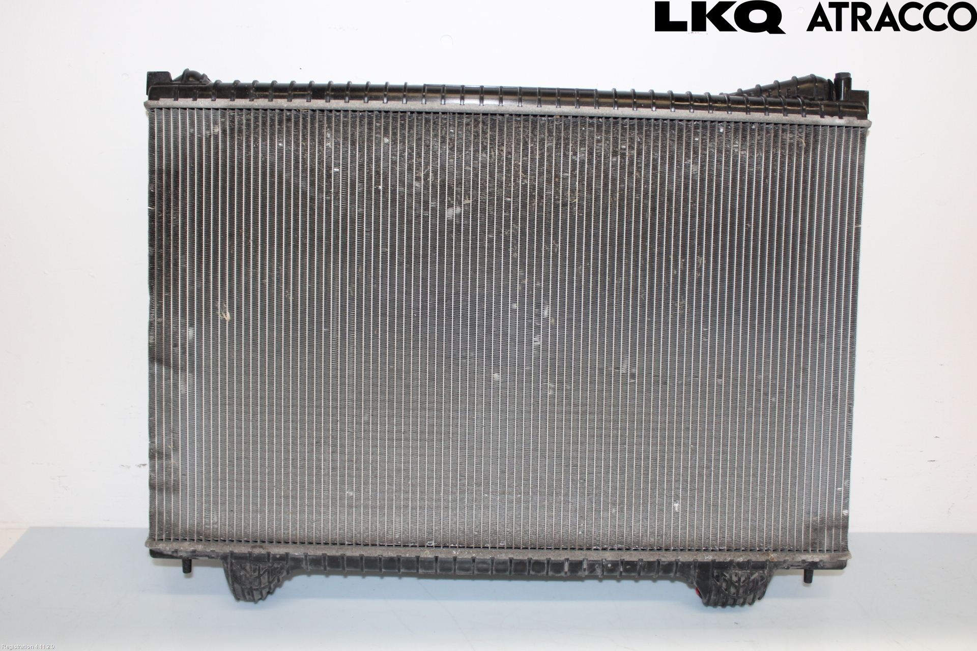Jaguar XE (X760) 15-24 Radiator Automat