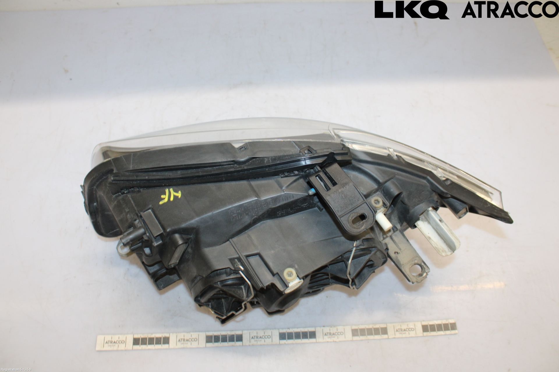 BMW 1 E87/81 5D/3D 03-11 Frontlykt Høyre