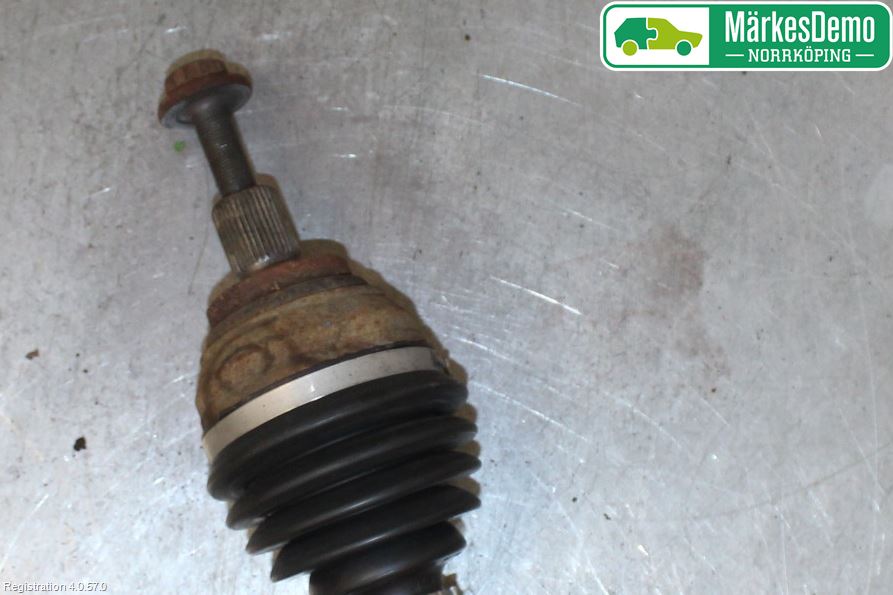Volkswagen VW CADDY 16-20 Drivaksel Foran Kompl Venstre