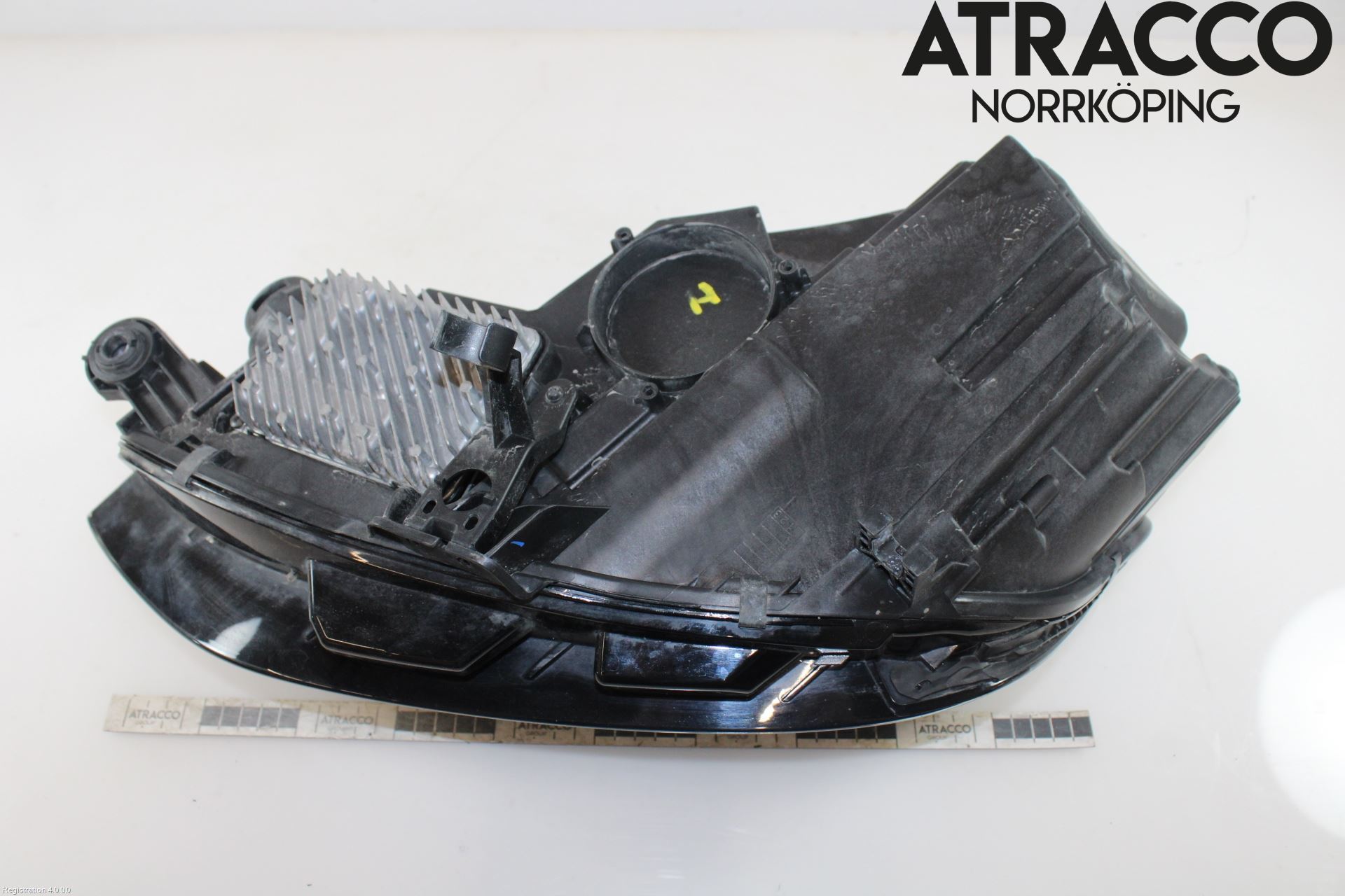 Audi A4/S4 B9 20- Frontlykt Høyre