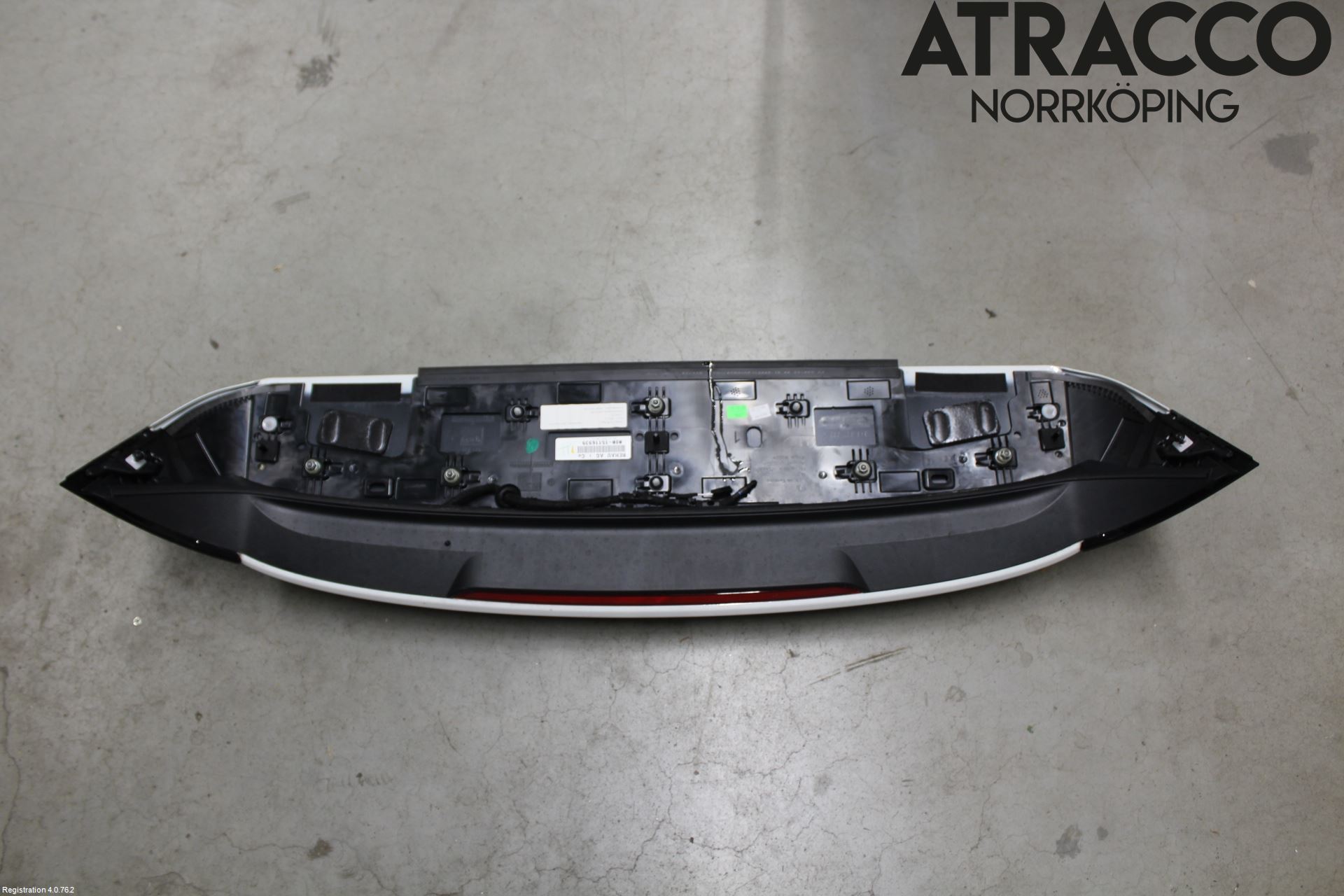 Volkswagen VW GOLF / E-GOLF VIII 20- Spoiler Bakluke