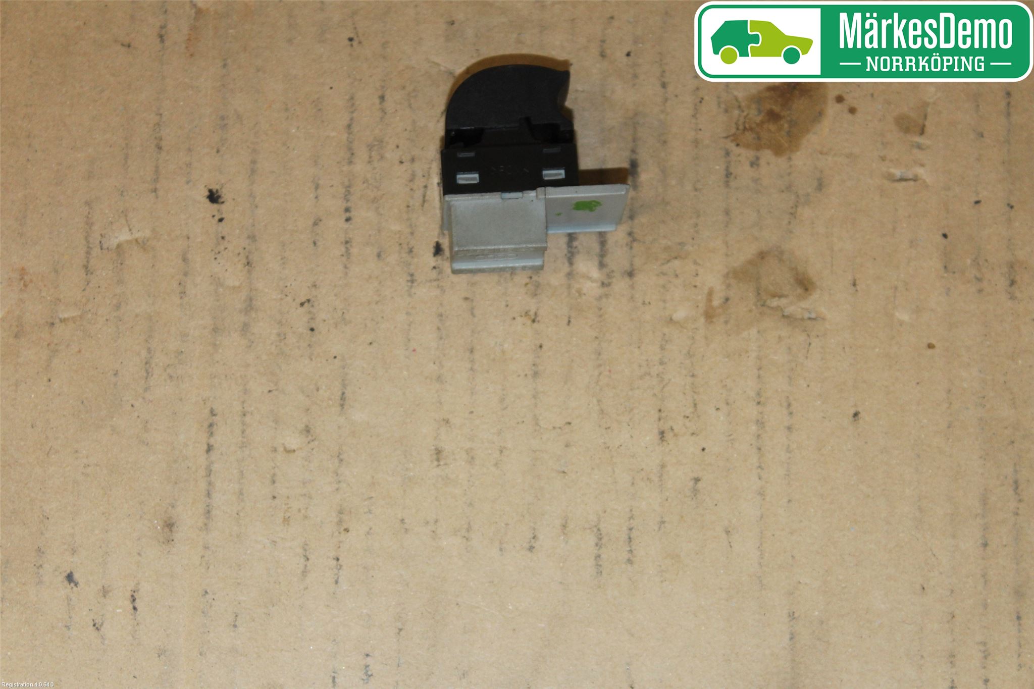 Audi A6/S6     97-05 Bryter Vindusheis