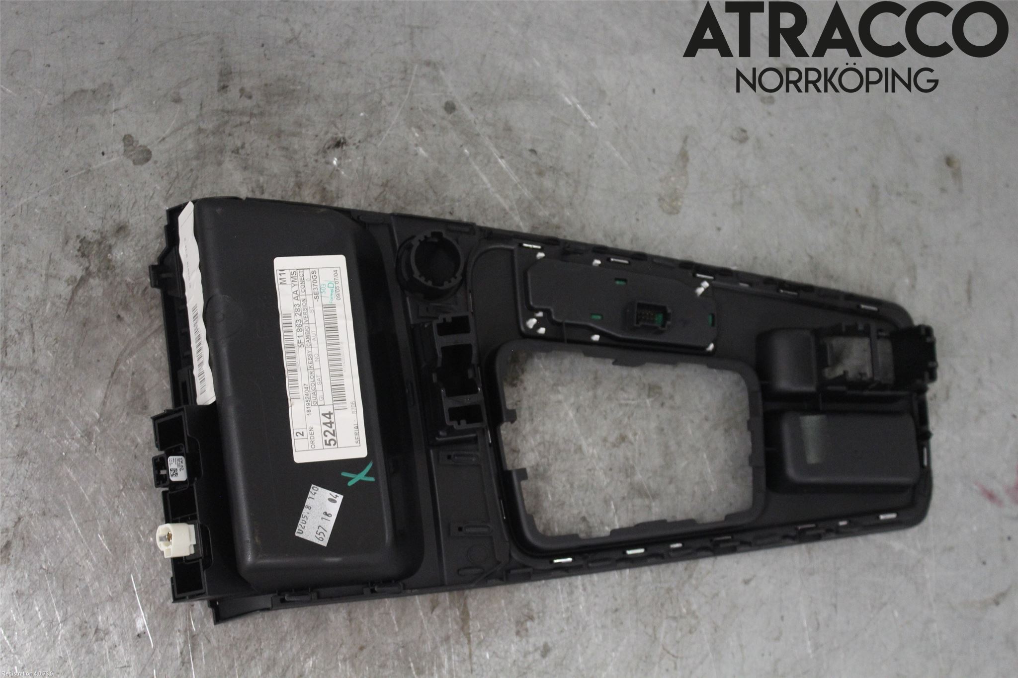 Seat LEON 13-20 Instrumentkonsoll Midt
