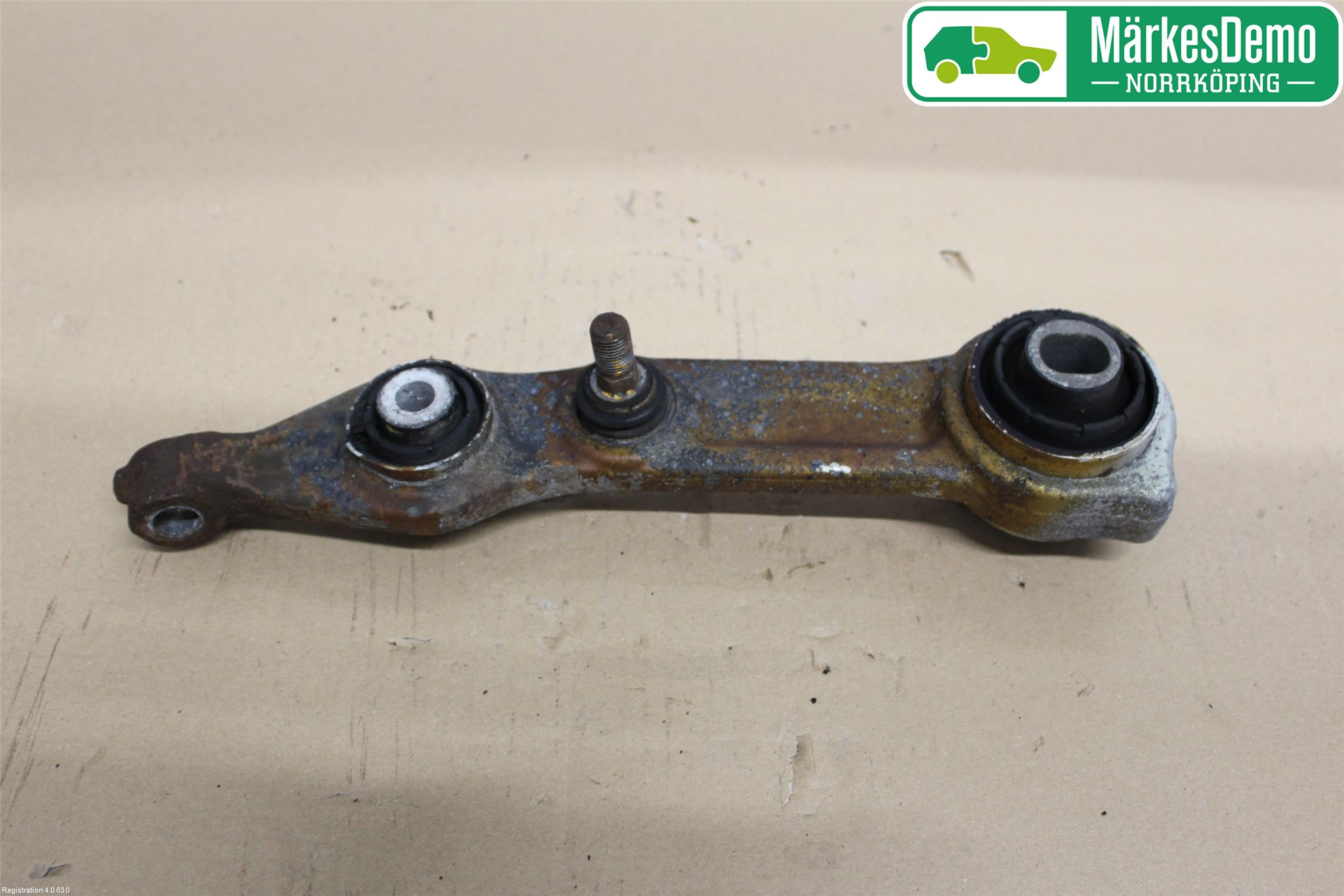 Mercedes-Benz MB E-KLASS (W211) 02-09 Bærearm Foran Venstre Nedre