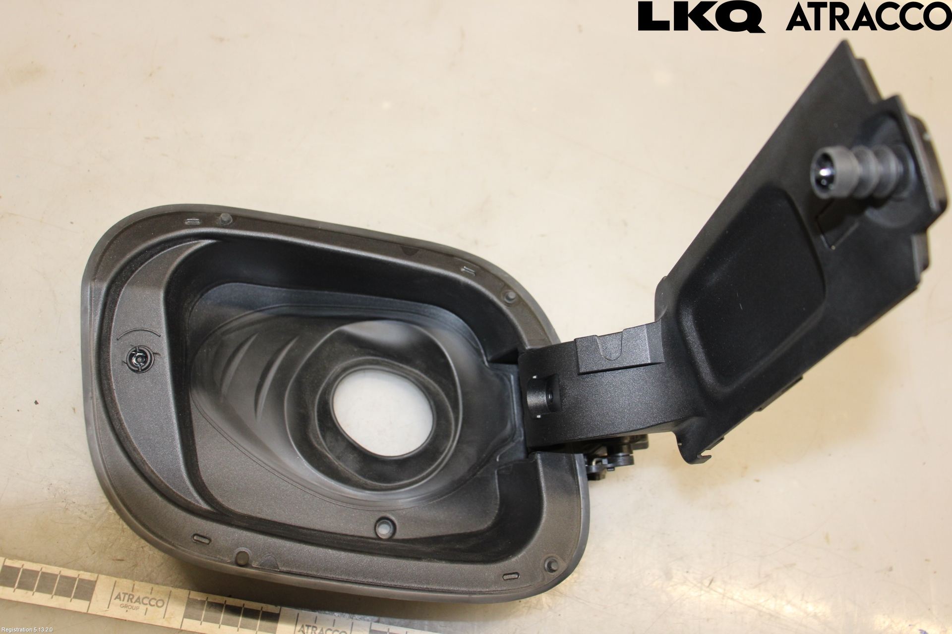 Opel ASTRA K 16-22 Drivstoff Tankluke