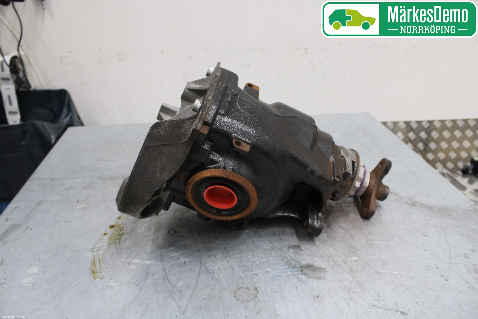 BMW 1 F20/F21 11-19 Bakaksel Kardang Bak -Diff