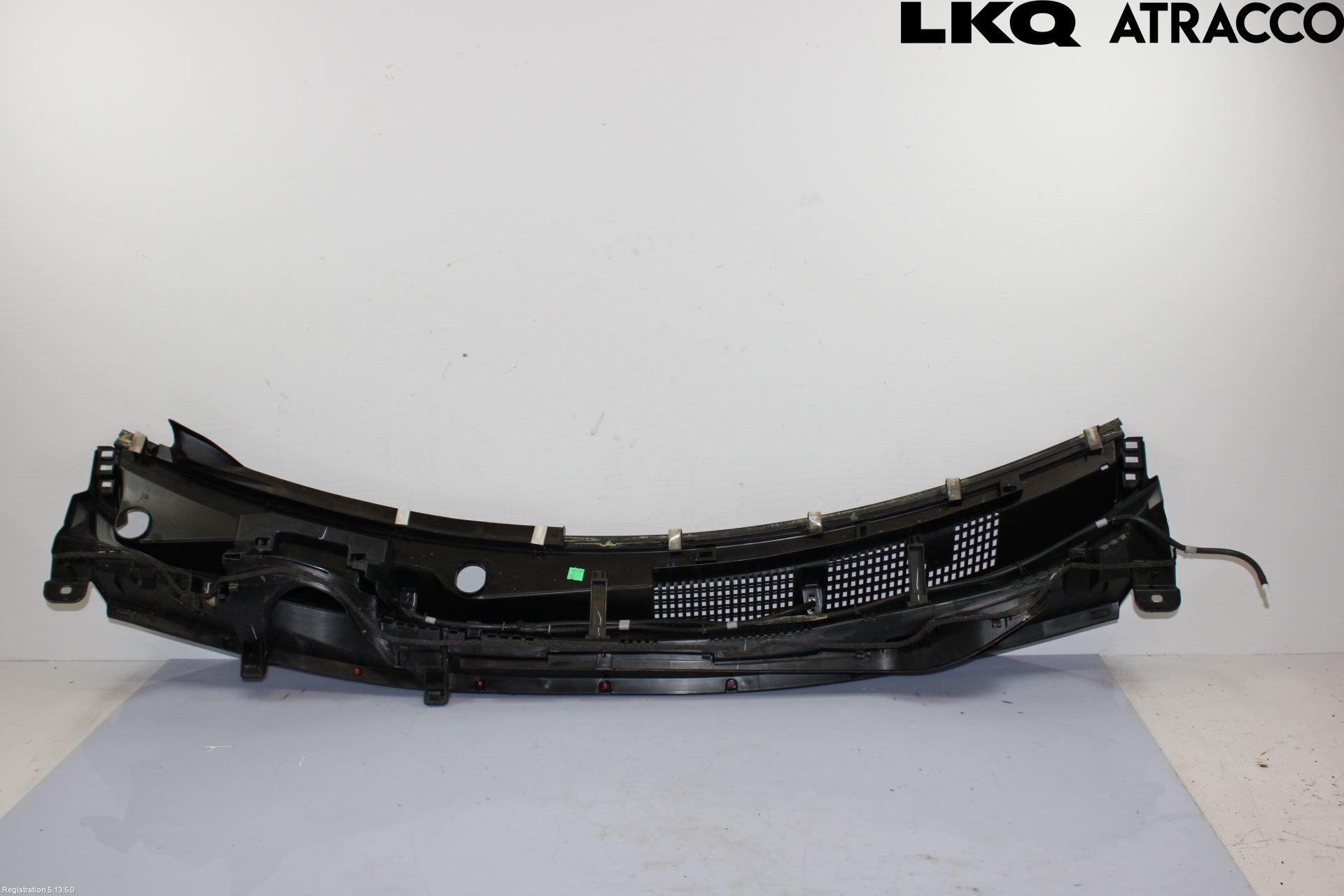 Toyota YARIS XP21 20- Visker Deksel-Grill-Under Frr