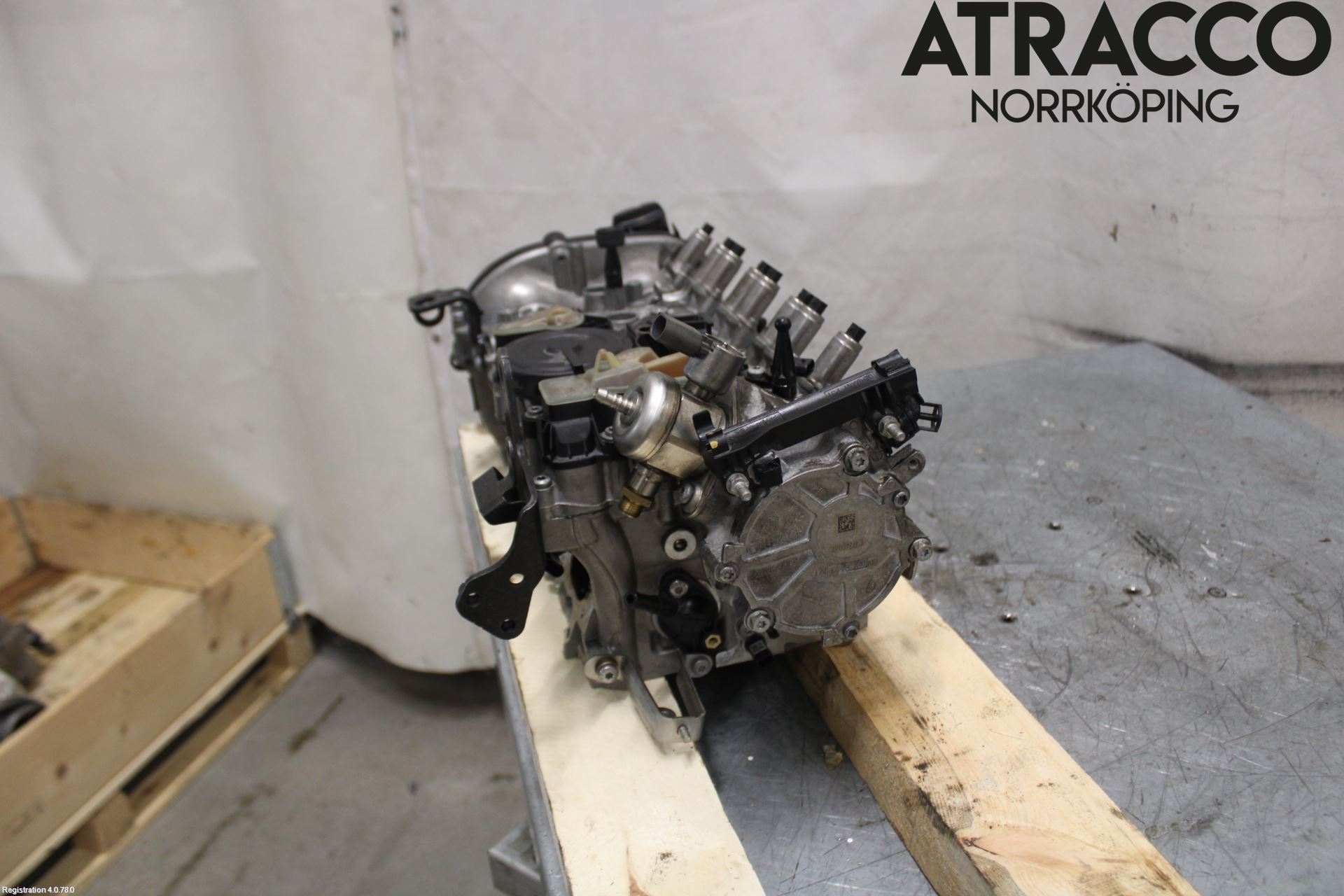 Audi A6 F2/C8 19- Topplokk Bensin