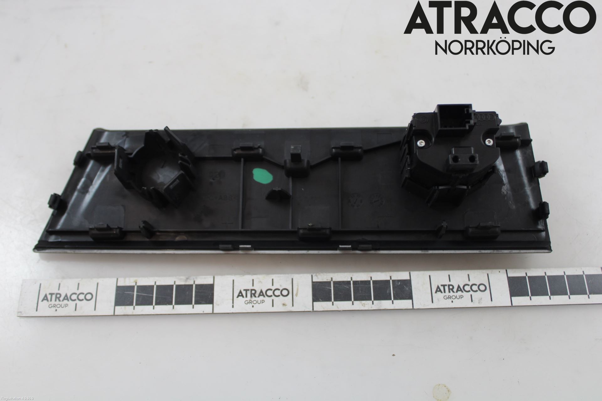 Audi Q3 F3 19- Bryter Fader Høytalere