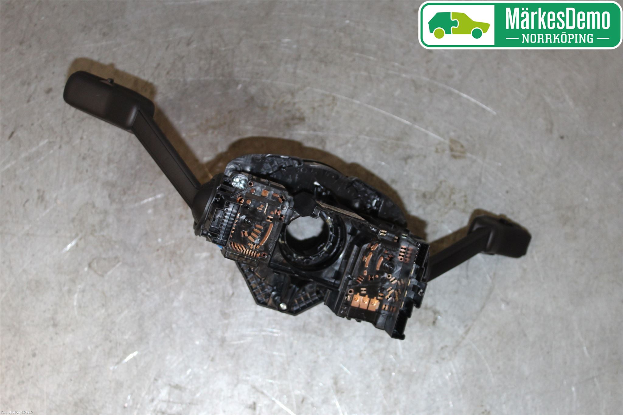 Skoda FABIA 15-21 Bryter Ratt Kombi H Og V