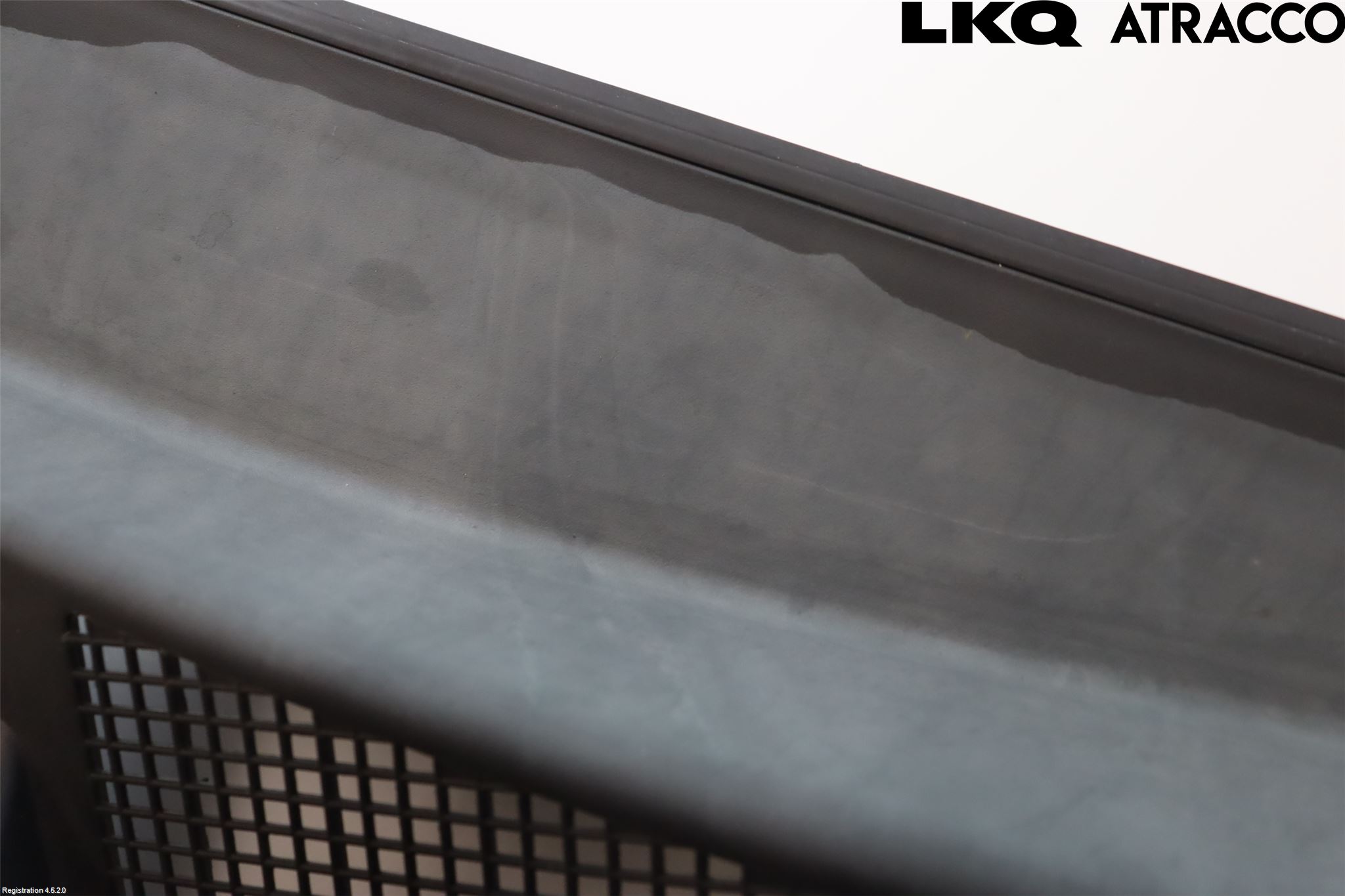 Toyota ÖVRIGT/DIREKTIMP. Visker Deksel-Grill-Under Frr