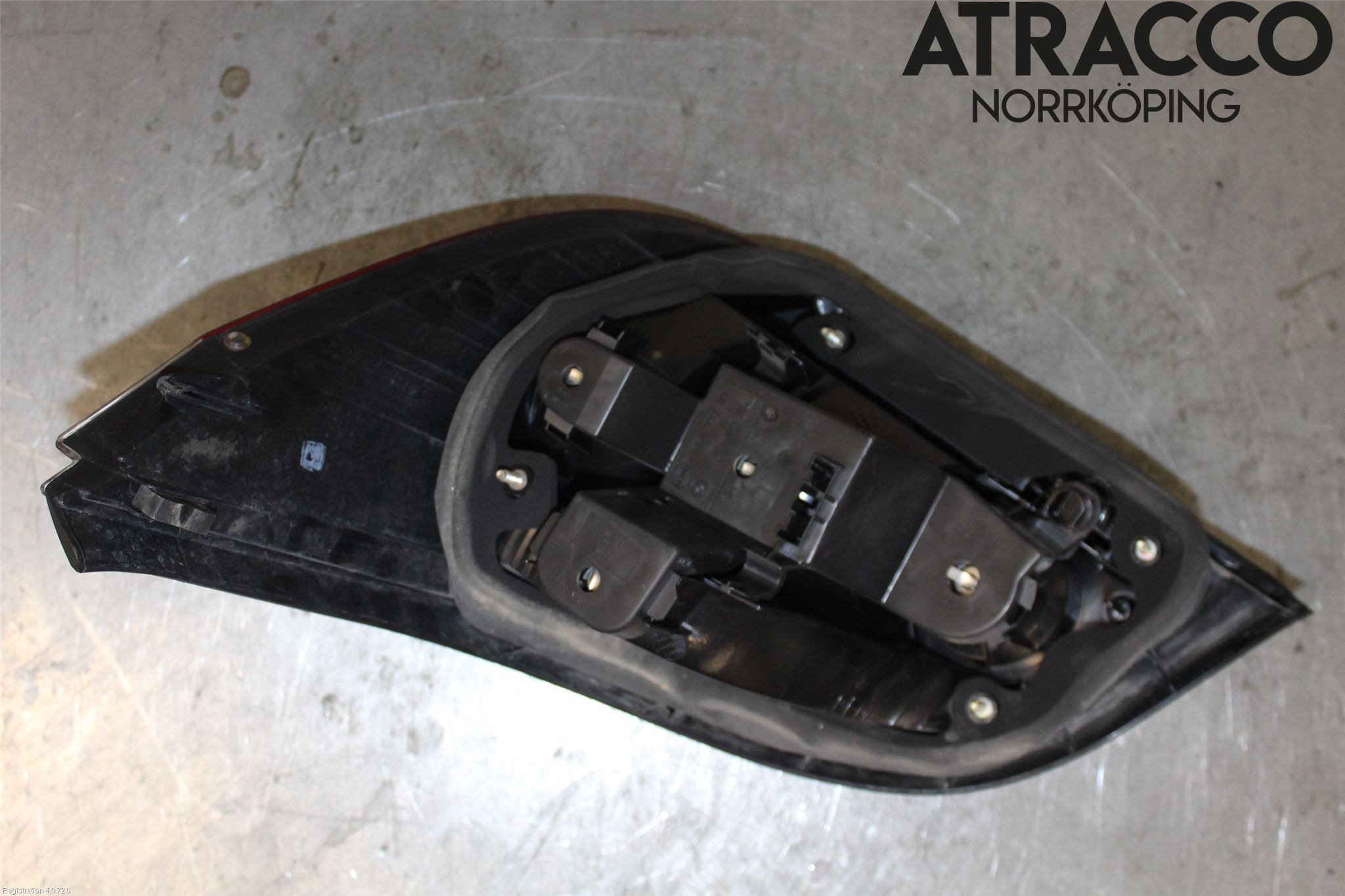 BMW 5 E60/61 Sed/Tou 02-10 Baklykt Venstre