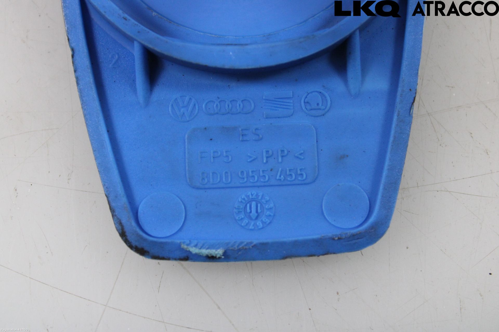 Volkswagen VW PASSAT 11-14 Spylertank Lokk
